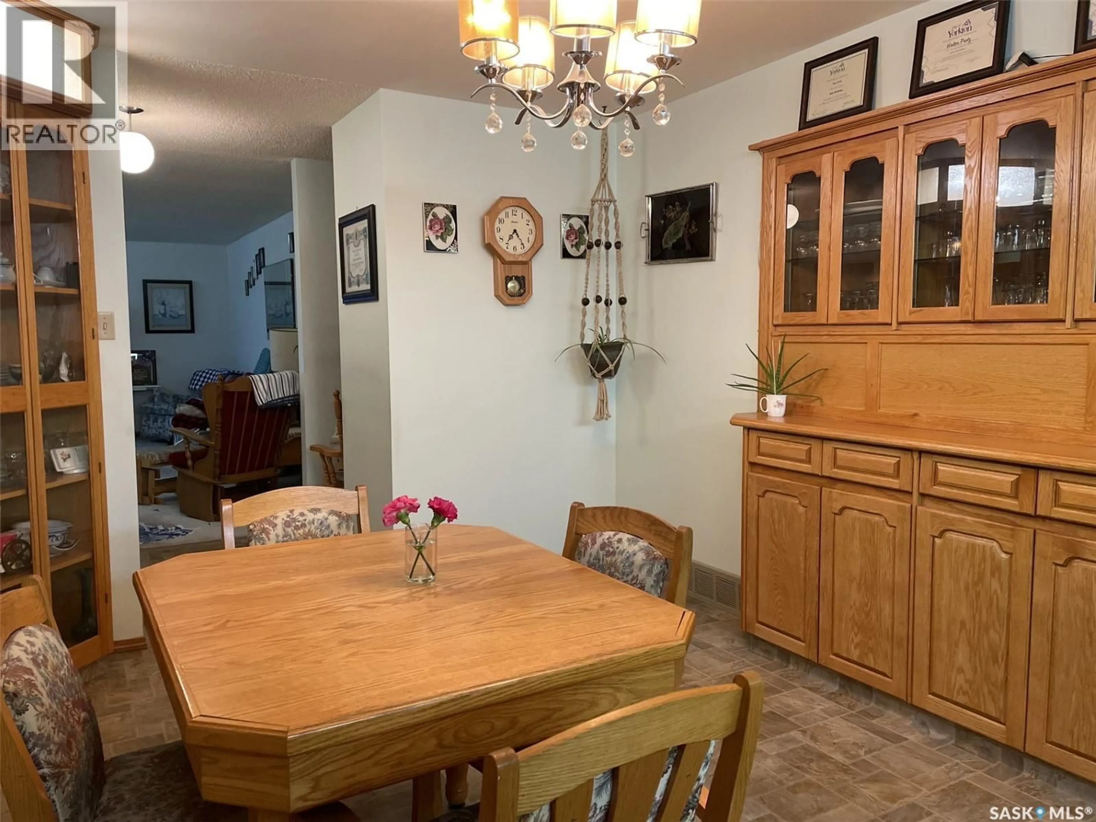 Dining room, unknown for 38 ROSEFIELD DRIVE, Yorkton Saskatchewan S3N2R4