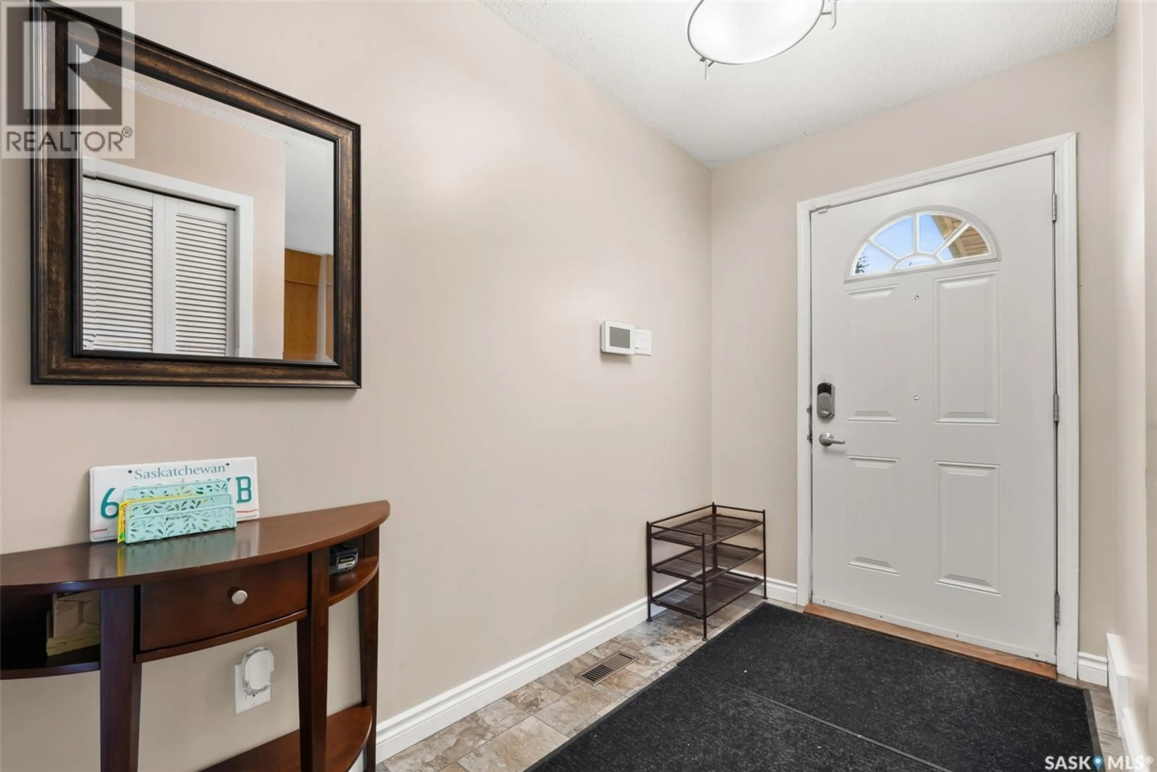 Indoor entryway for 179 MCINNIS CRESCENT, Regina Saskatchewan S4R3E9