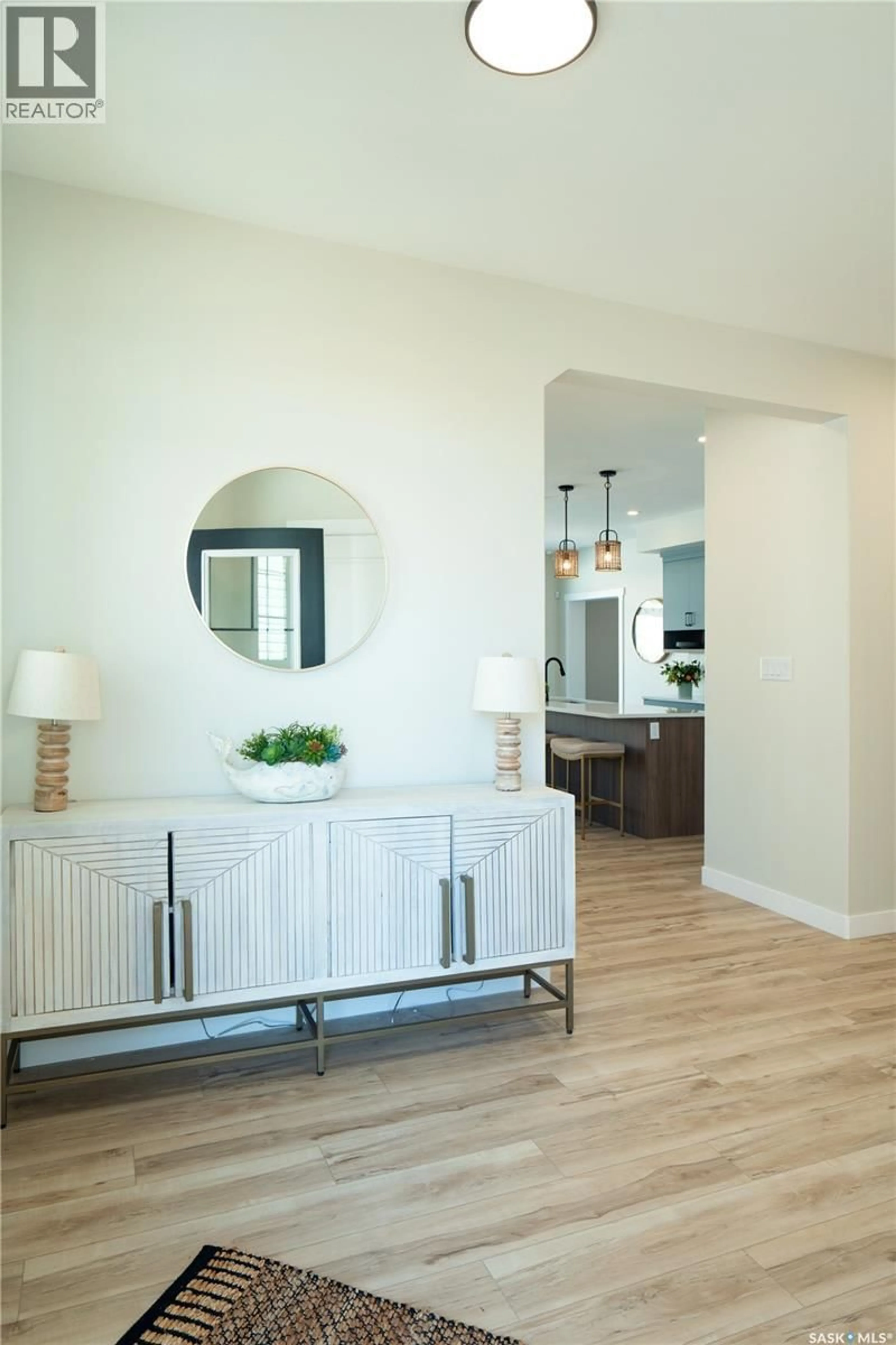 Indoor entryway for 238 NAZARALI COVE, Saskatoon Saskatchewan S7M5X5