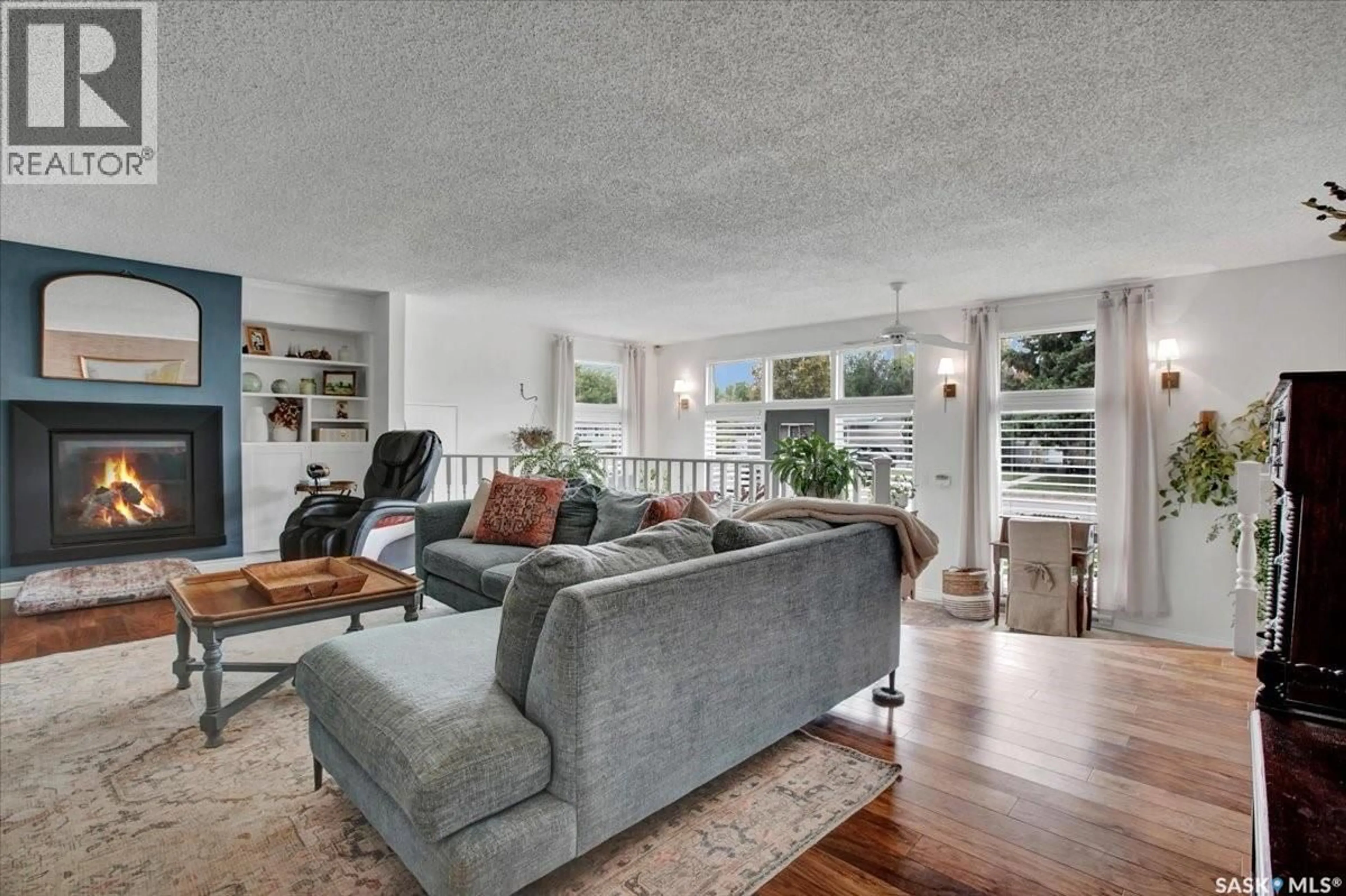 Living room with furniture, unknown for 310 WILLOW STREET, Saskatoon Saskatchewan S7J0C6