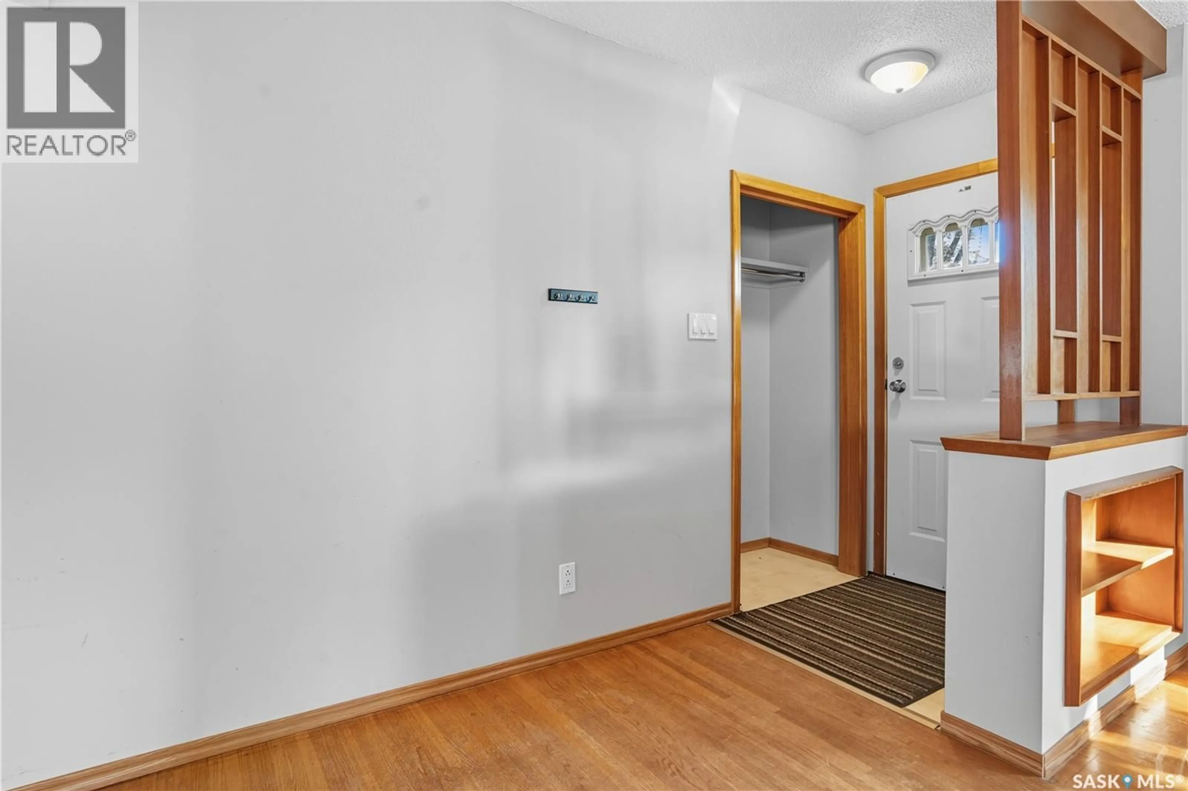 Unknown for 3912 SHERWOOD DRIVE, Regina Saskatchewan S4R4A6
