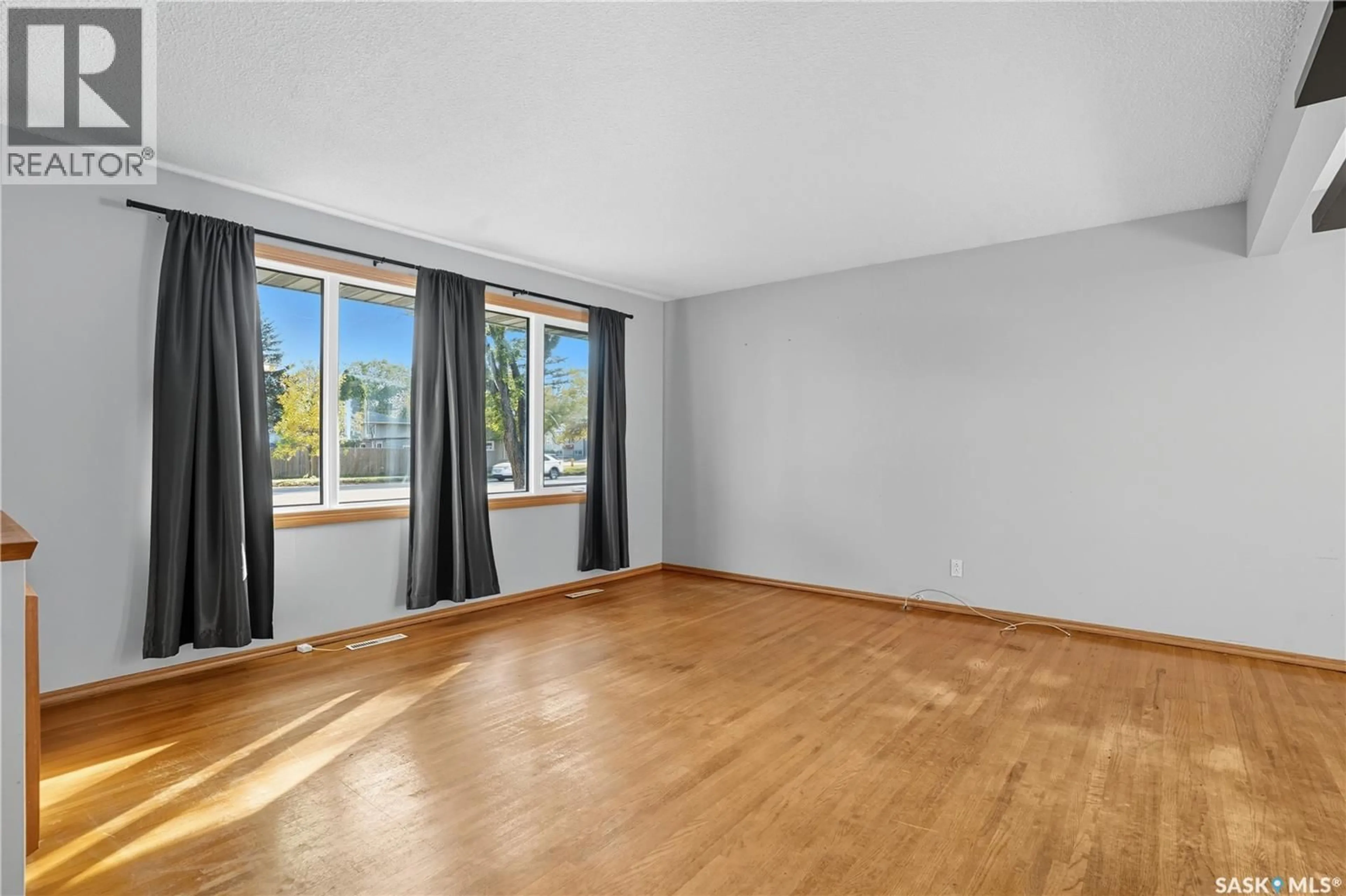 A pic of a room for 3912 SHERWOOD DRIVE, Regina Saskatchewan S4R4A6