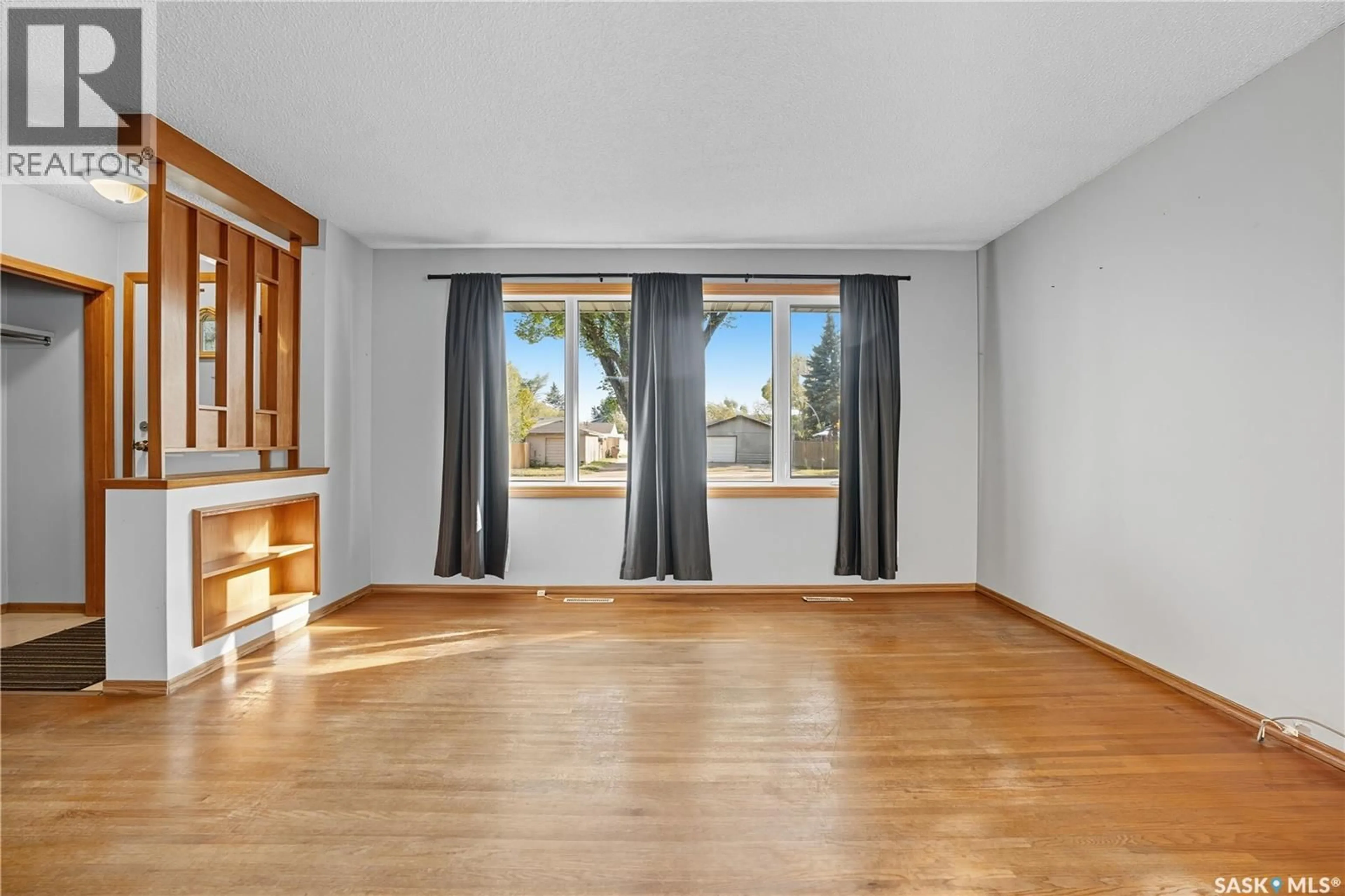 A pic of a room for 3912 SHERWOOD DRIVE, Regina Saskatchewan S4R4A6
