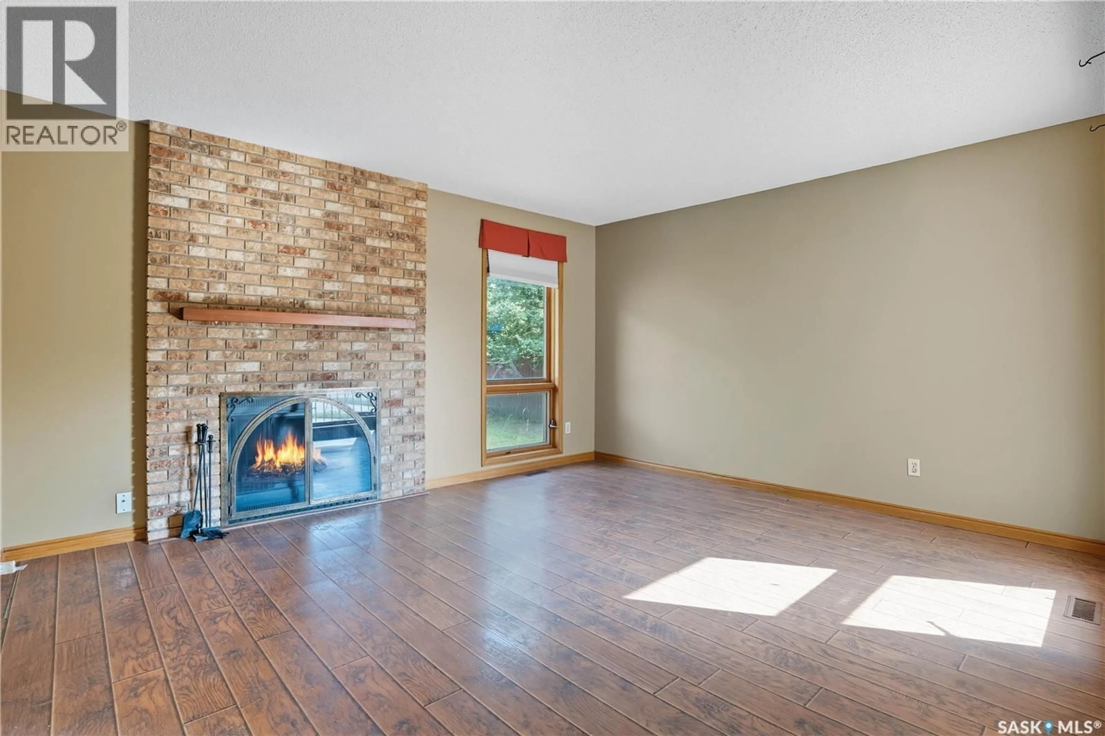Unknown for 6818 CUNNINGHAM DRIVE, Regina Saskatchewan S4X3V5