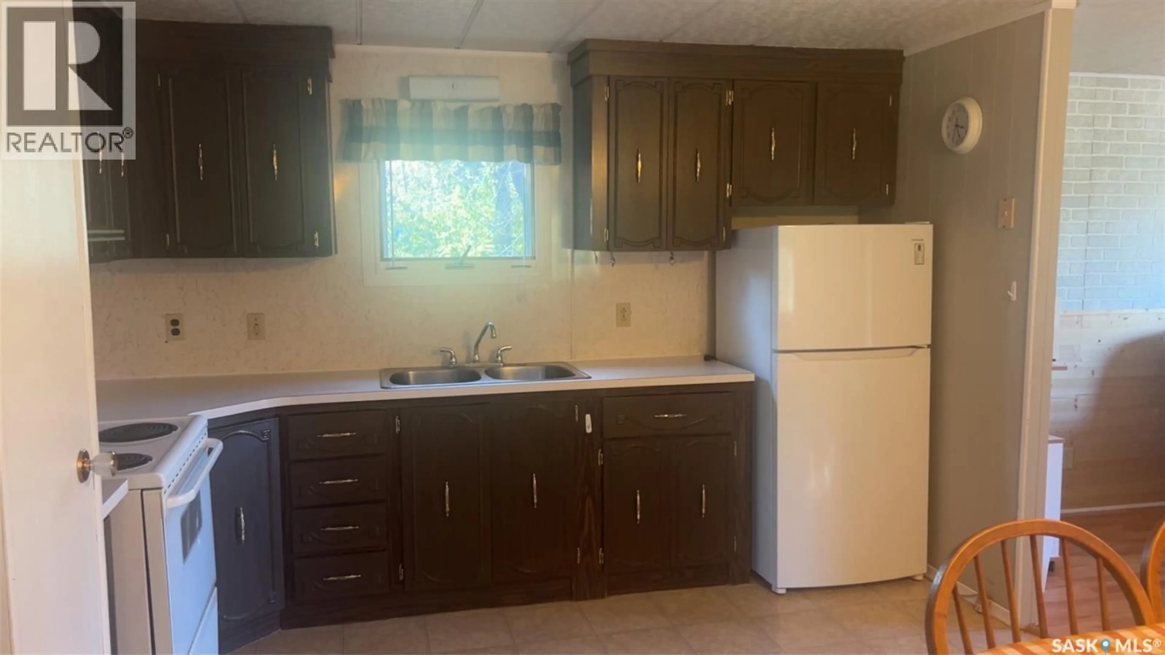 Standard kitchen, unknown for 410 USHERVILLE ROAD, Preeceville Rm No. 334 Saskatchewan S0A0W0