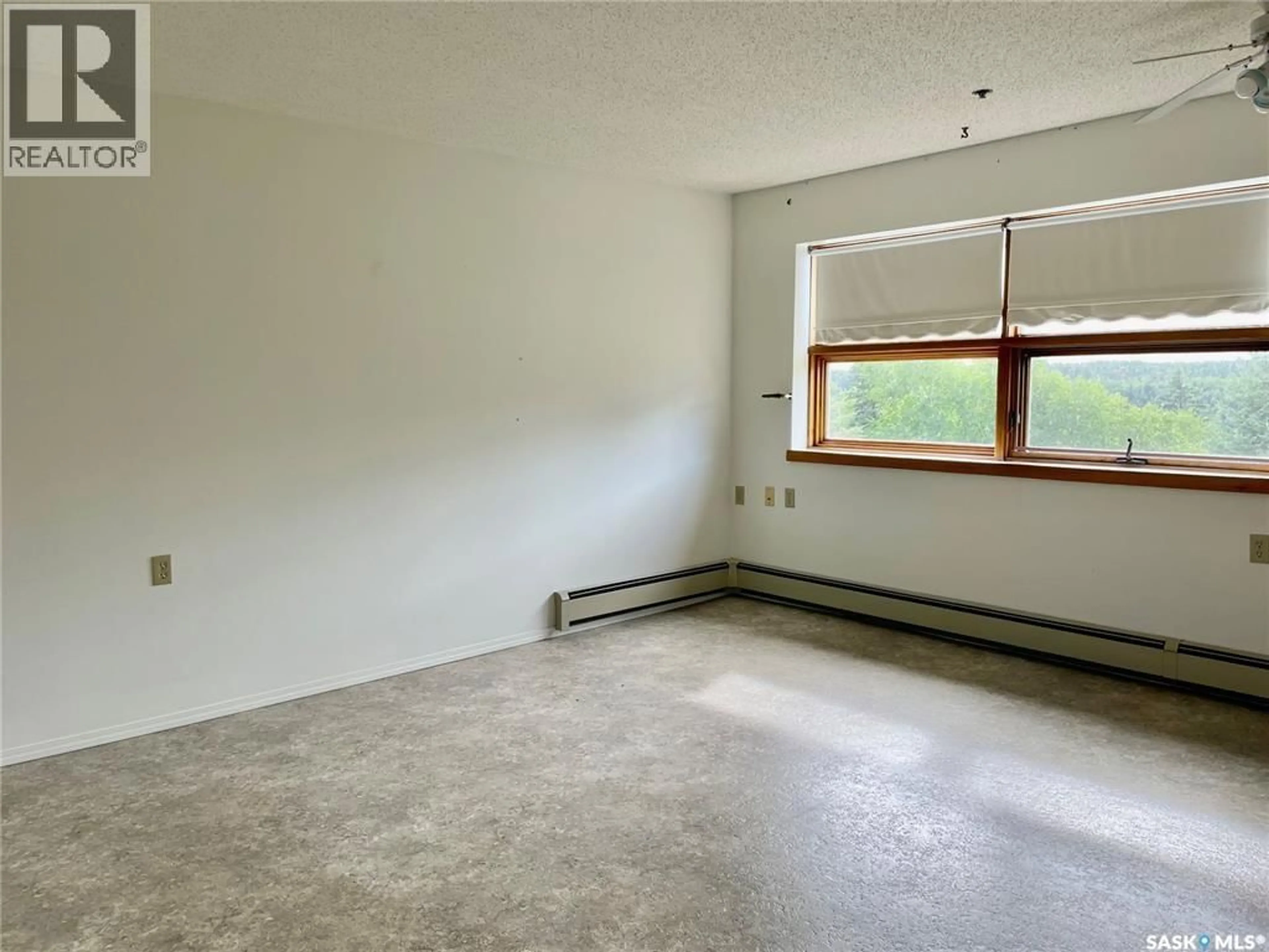 A pic of a room for 208 102 MANOR DRIVE, Nipawin Saskatchewan S0E1E0