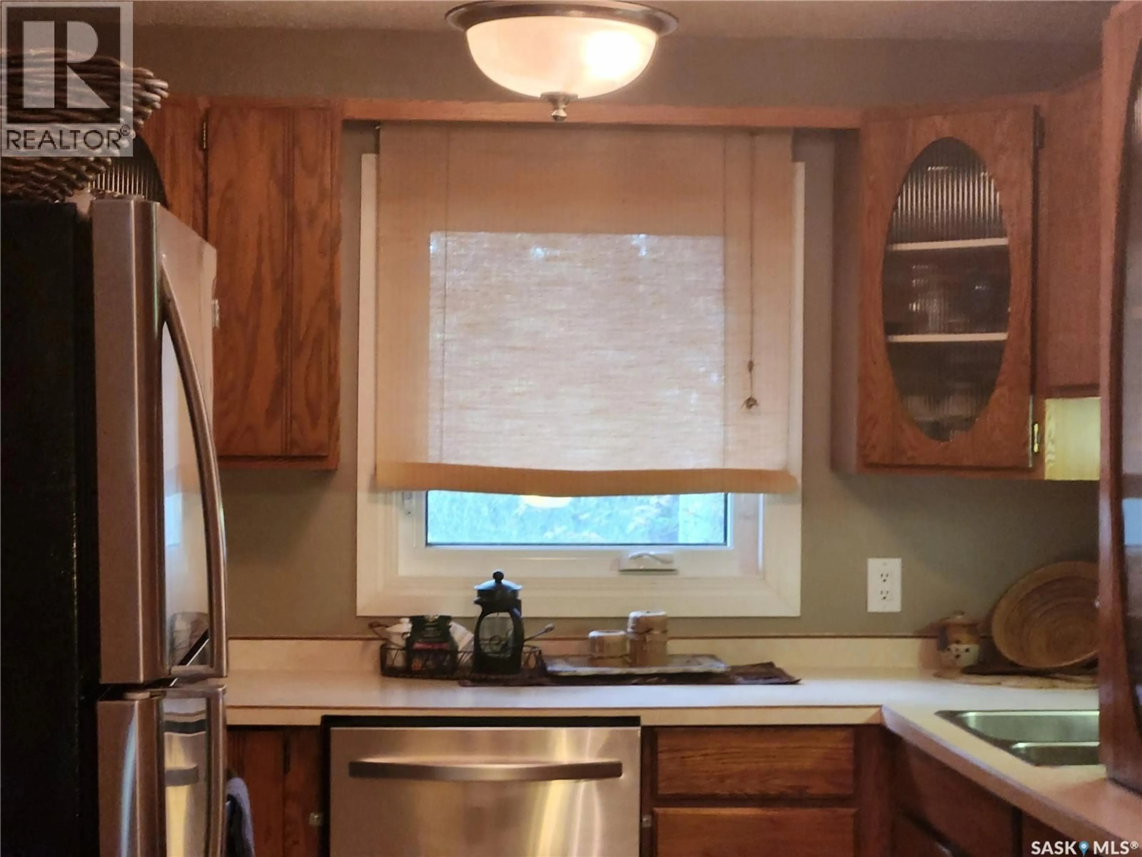 Standard kitchen, unknown for 602 1ST AVENUE, Swift Current Saskatchewan S9H2B9