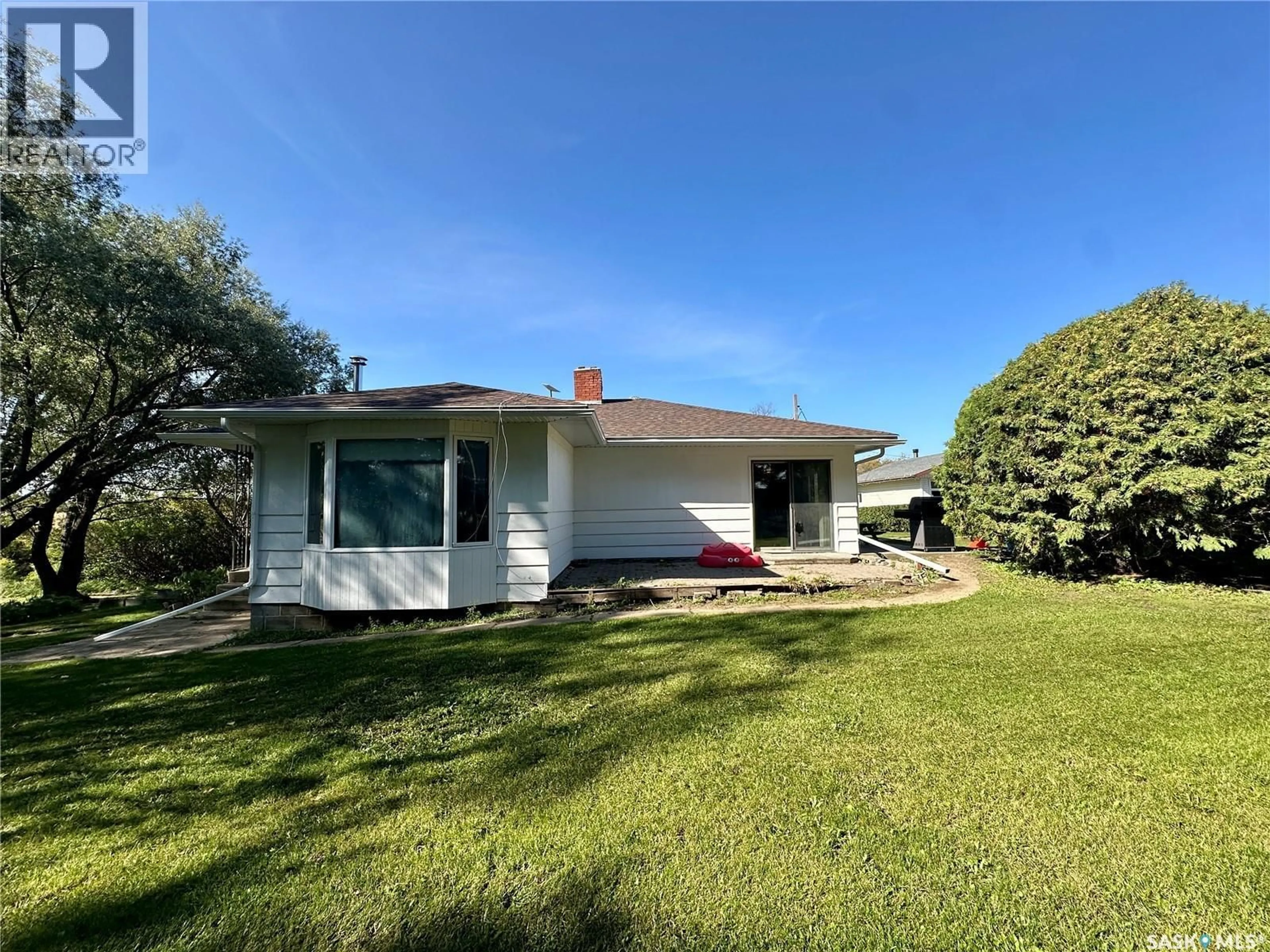 A pic from outside/outdoor area/front of a property/back of a property/a pic from drone, unknown for KH ACREAGE, Keys Rm No. 303 Saskatchewan S0A2V0
