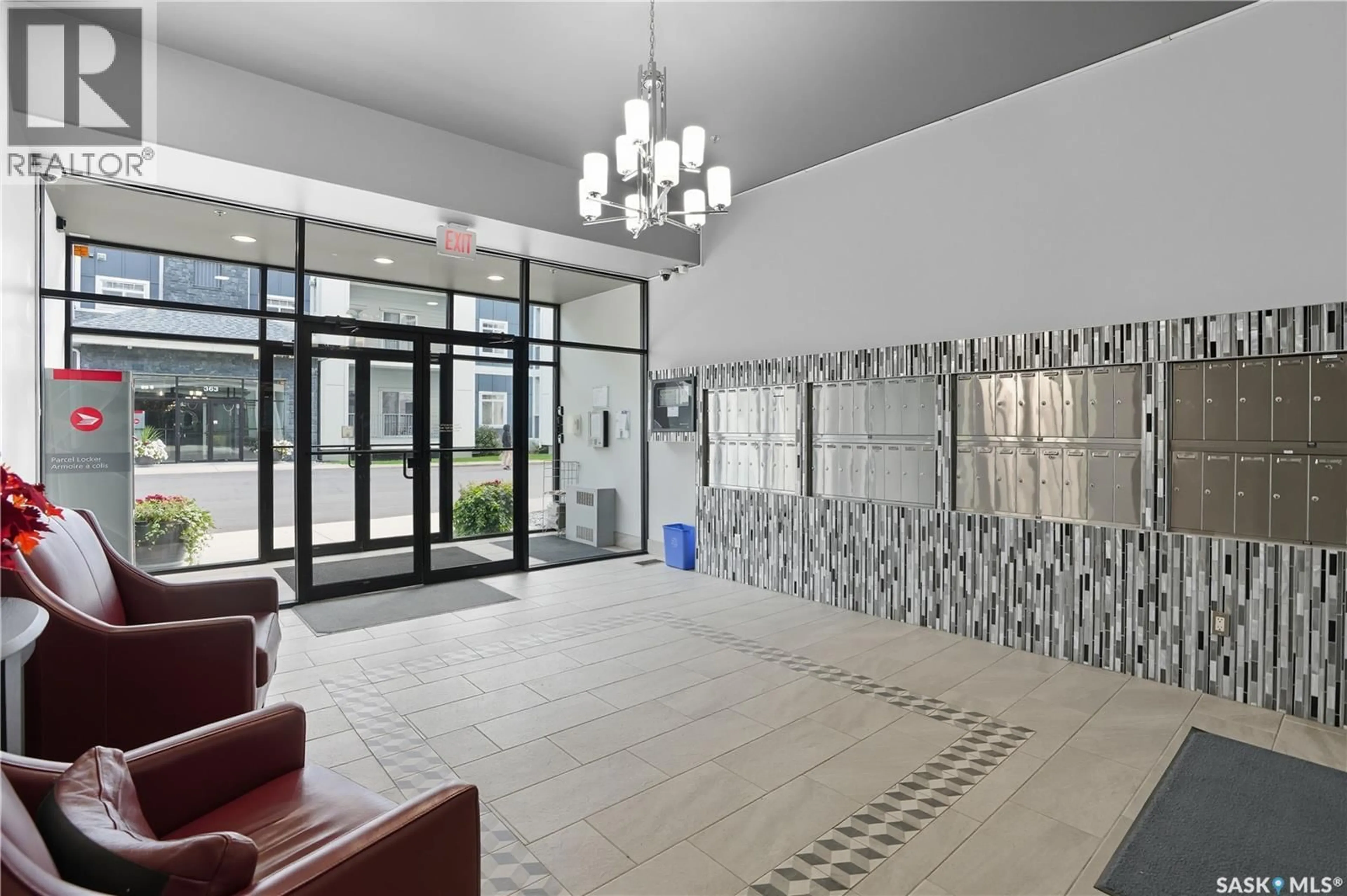 Indoor foyer for 409 333 NELSON ROAD, Saskatoon Saskatchewan S7S1P2