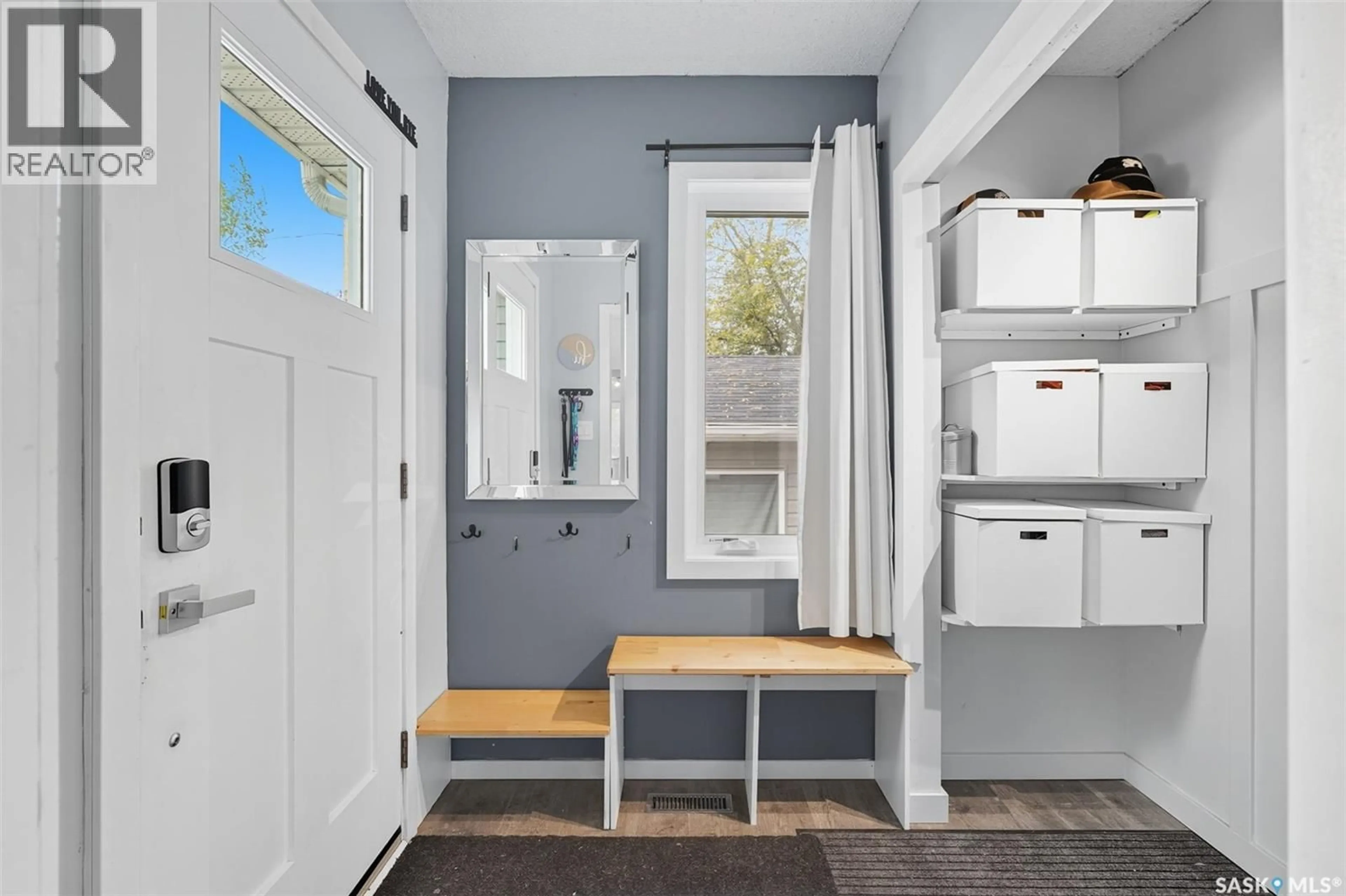 Indoor entryway for 300 3RD STREET, Delisle Saskatchewan S0L0P0