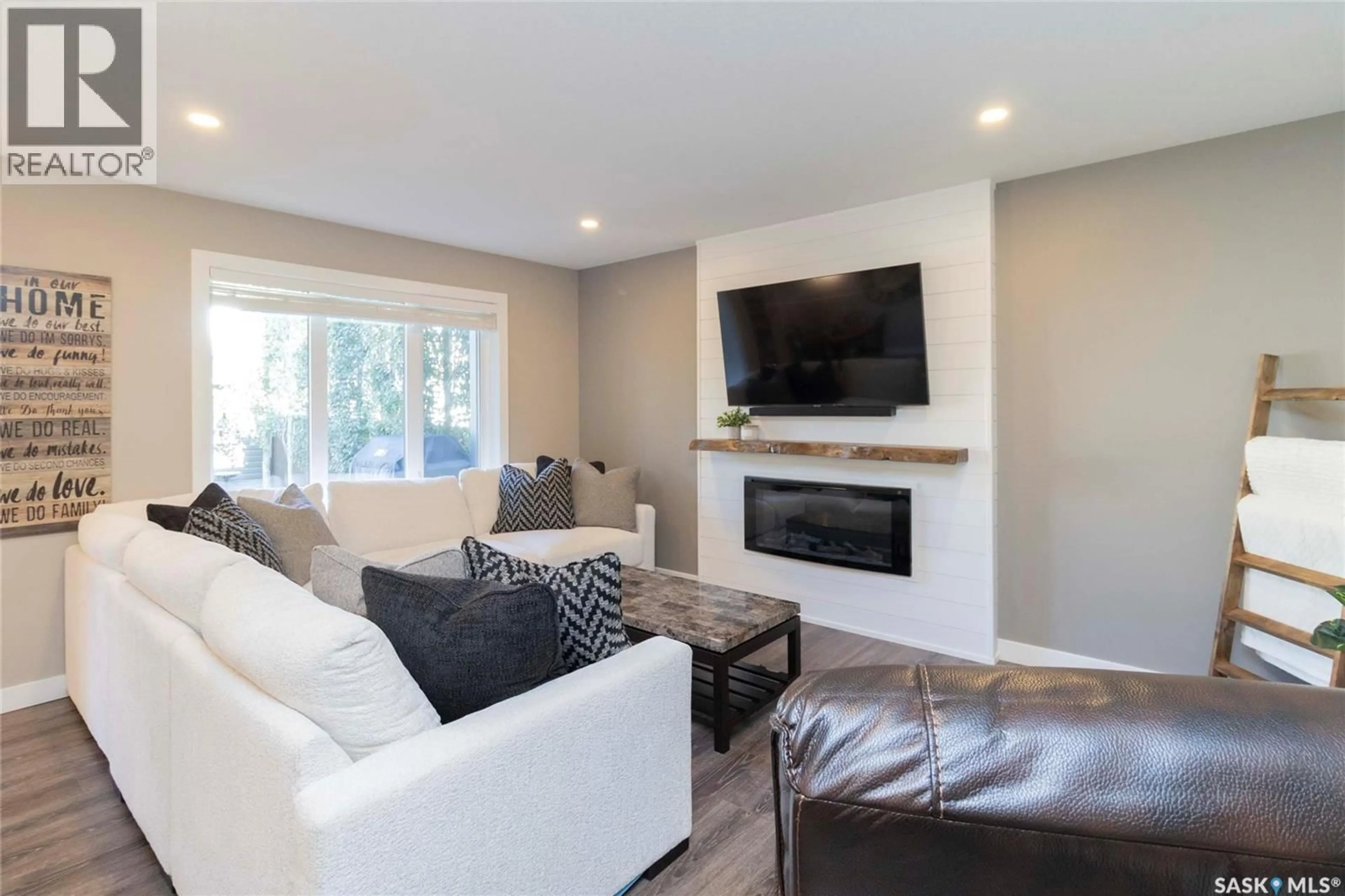 Living room with furniture, unknown for 135 DAGNONE LANE, Saskatoon Saskatchewan S7V0P6
