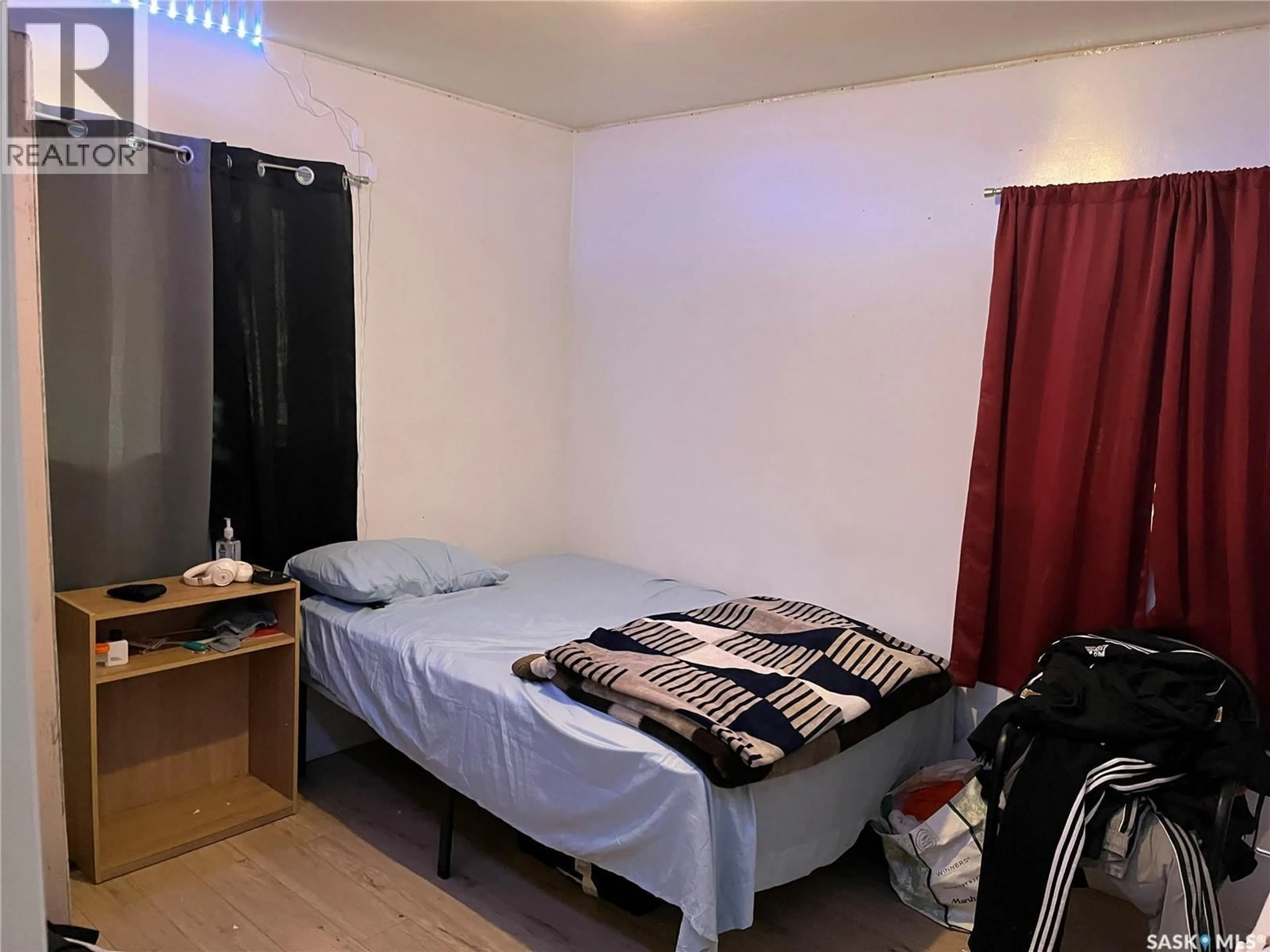 A pic of a room for 345 19TH STREET, Prince Albert Saskatchewan S6V1J8