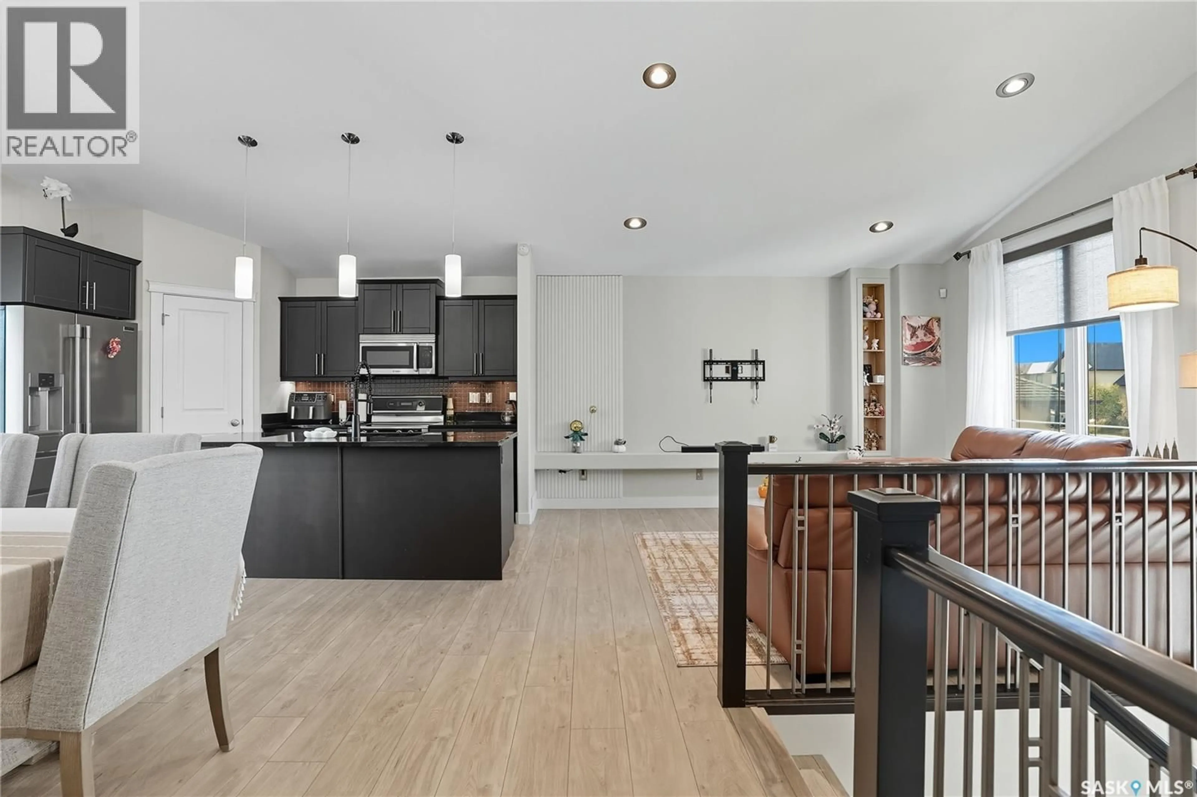 Open concept kitchen, unknown for 1126 STENSRUD ROAD, Saskatoon Saskatchewan S7W0B5