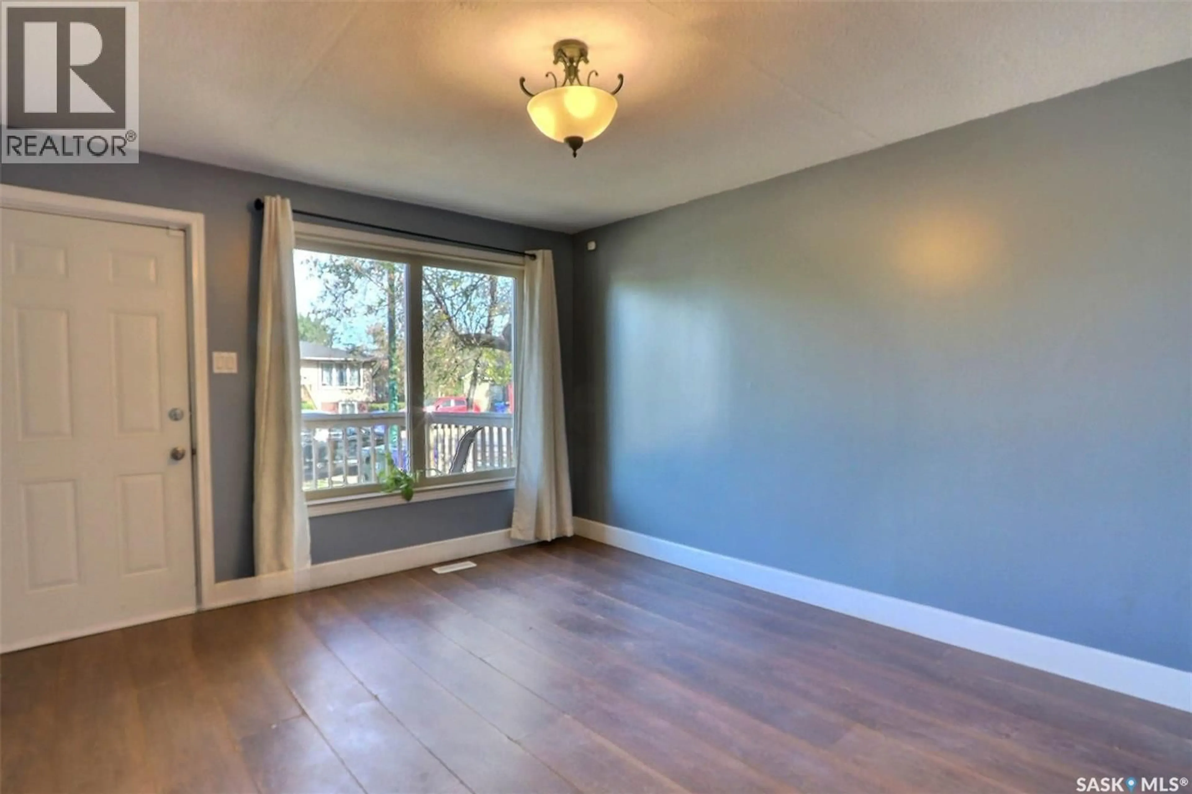 A pic of a room for 669 18TH STREET, Prince Albert Saskatchewan S6V4A7