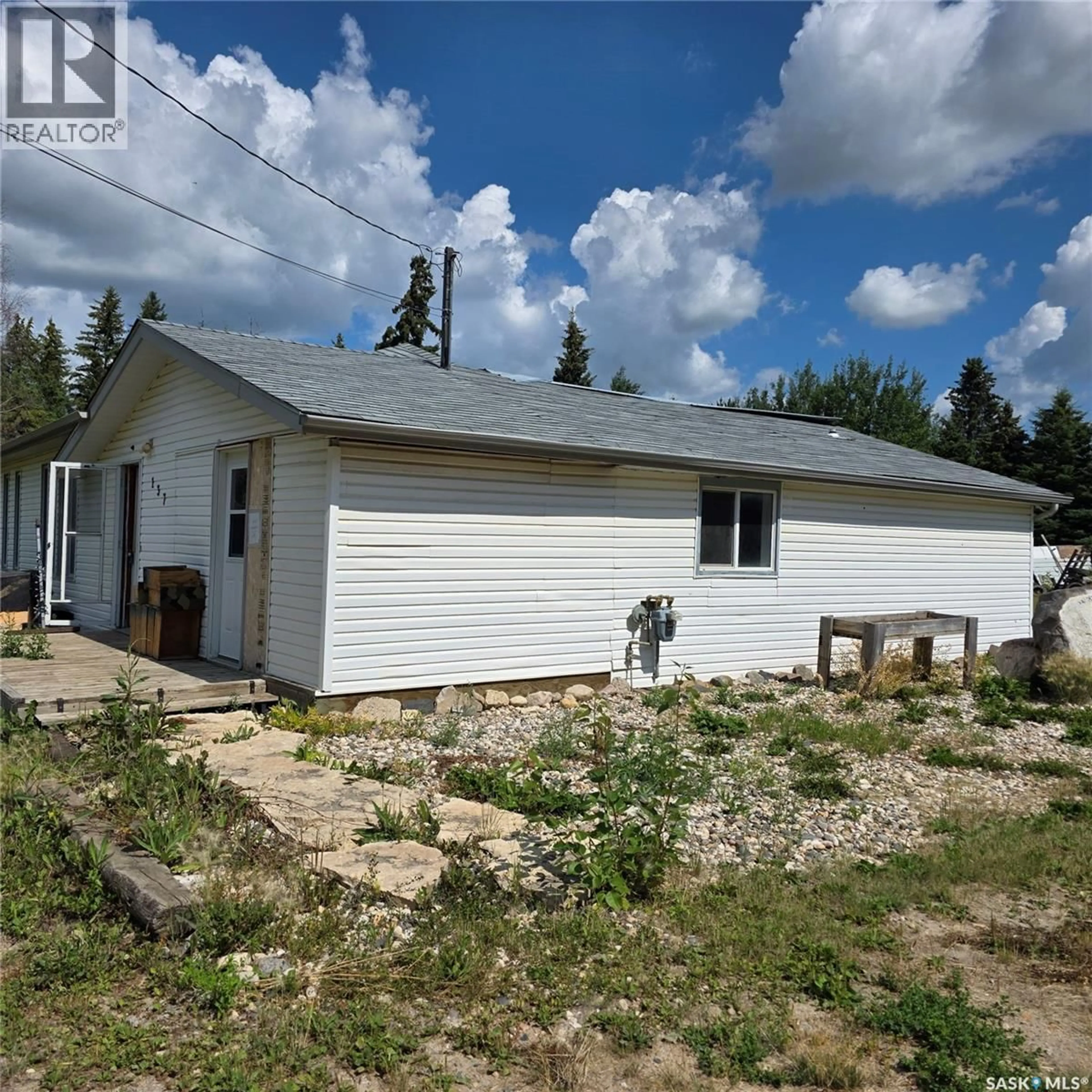 Shed for 137 MORIN CRESCENT, Leoville Saskatchewan S7T0J1