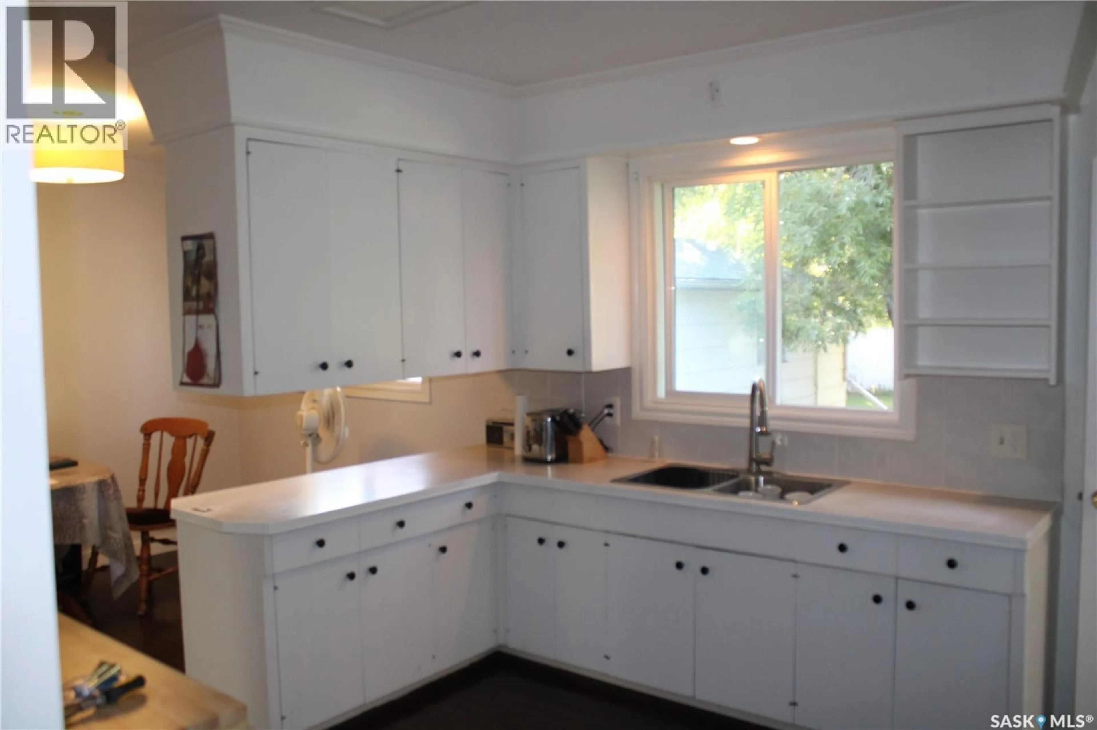Standard kitchen, ceramic/tile floor for 78 BRADBROOKE DRIVE, Yorkton Saskatchewan S3N3K1