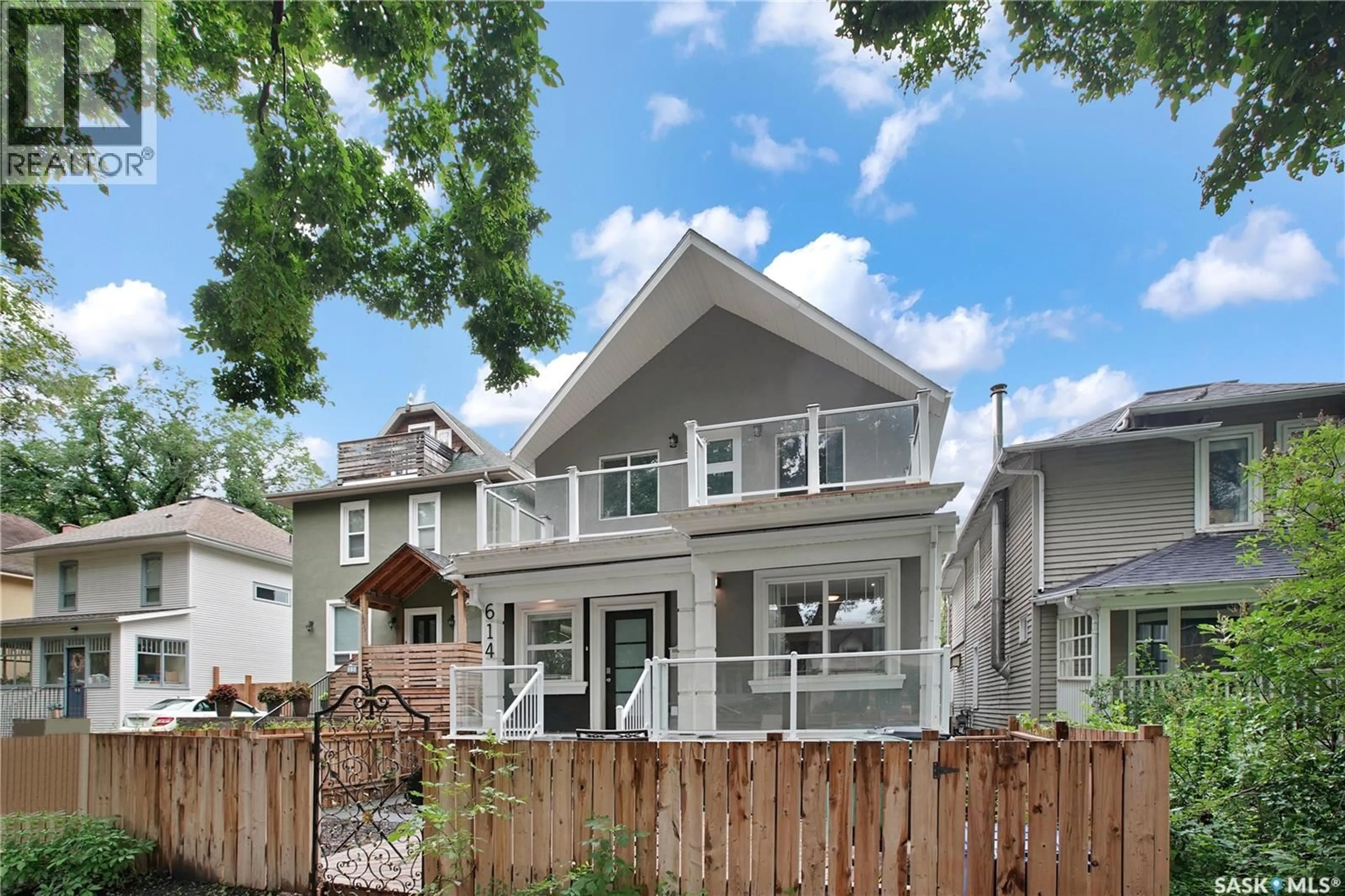 Home with vinyl exterior material, street for 614 MCPHERSON AVENUE, Saskatoon Saskatchewan S7N0X6