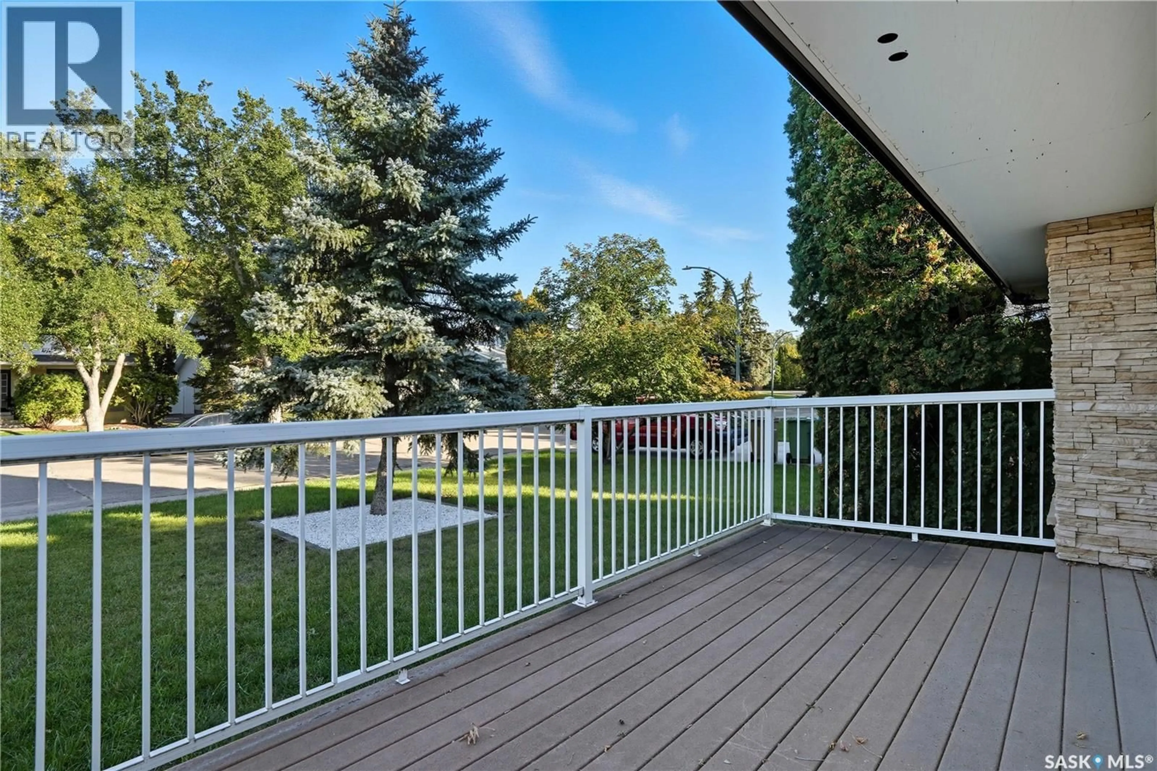 Patio, water/lake/river/ocean view for 4514 MCTAVISH STREET, Regina Saskatchewan S4S3M8