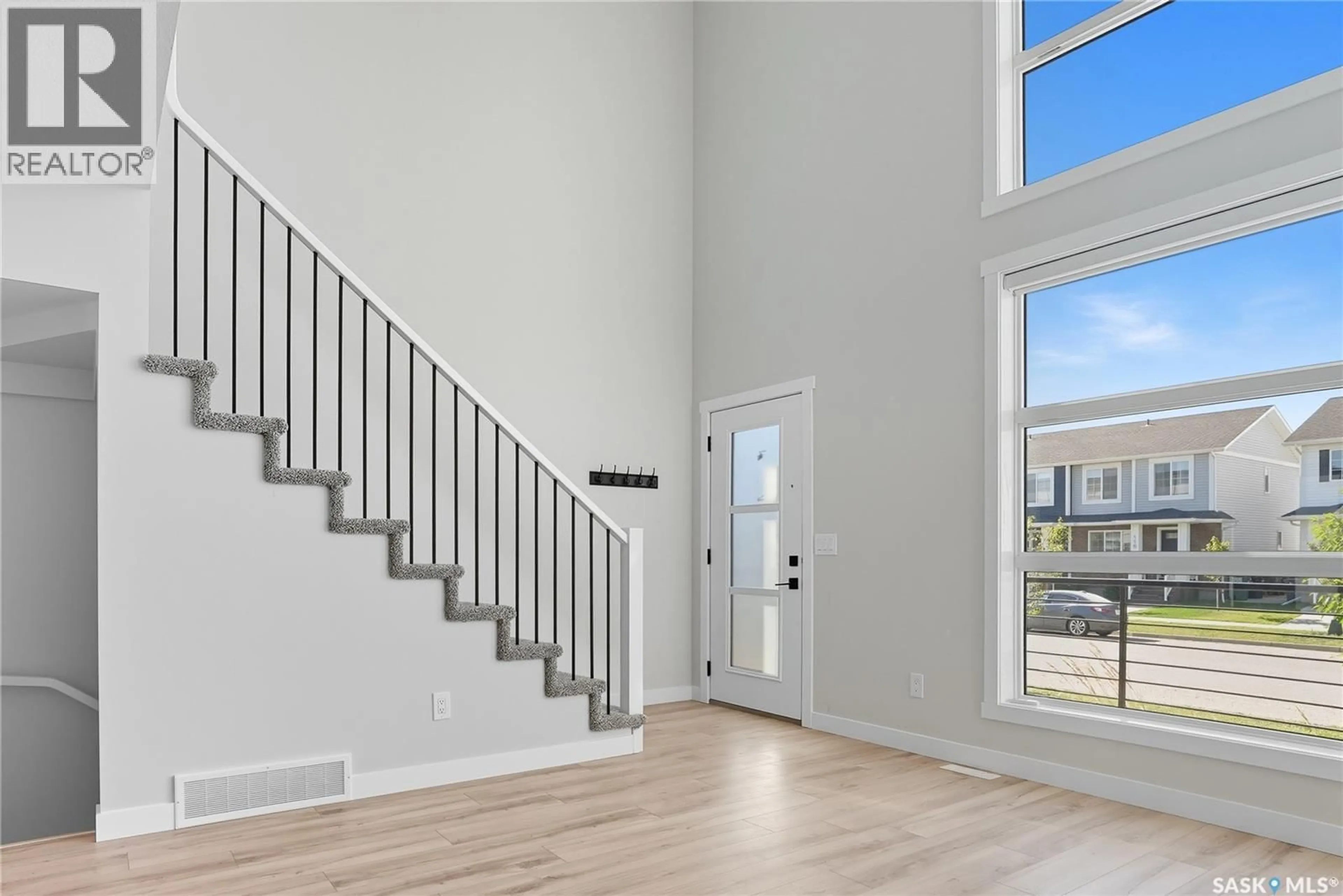 Indoor entryway for 107 WESTFIELD ROAD, Saskatoon Saskatchewan S7V0T8