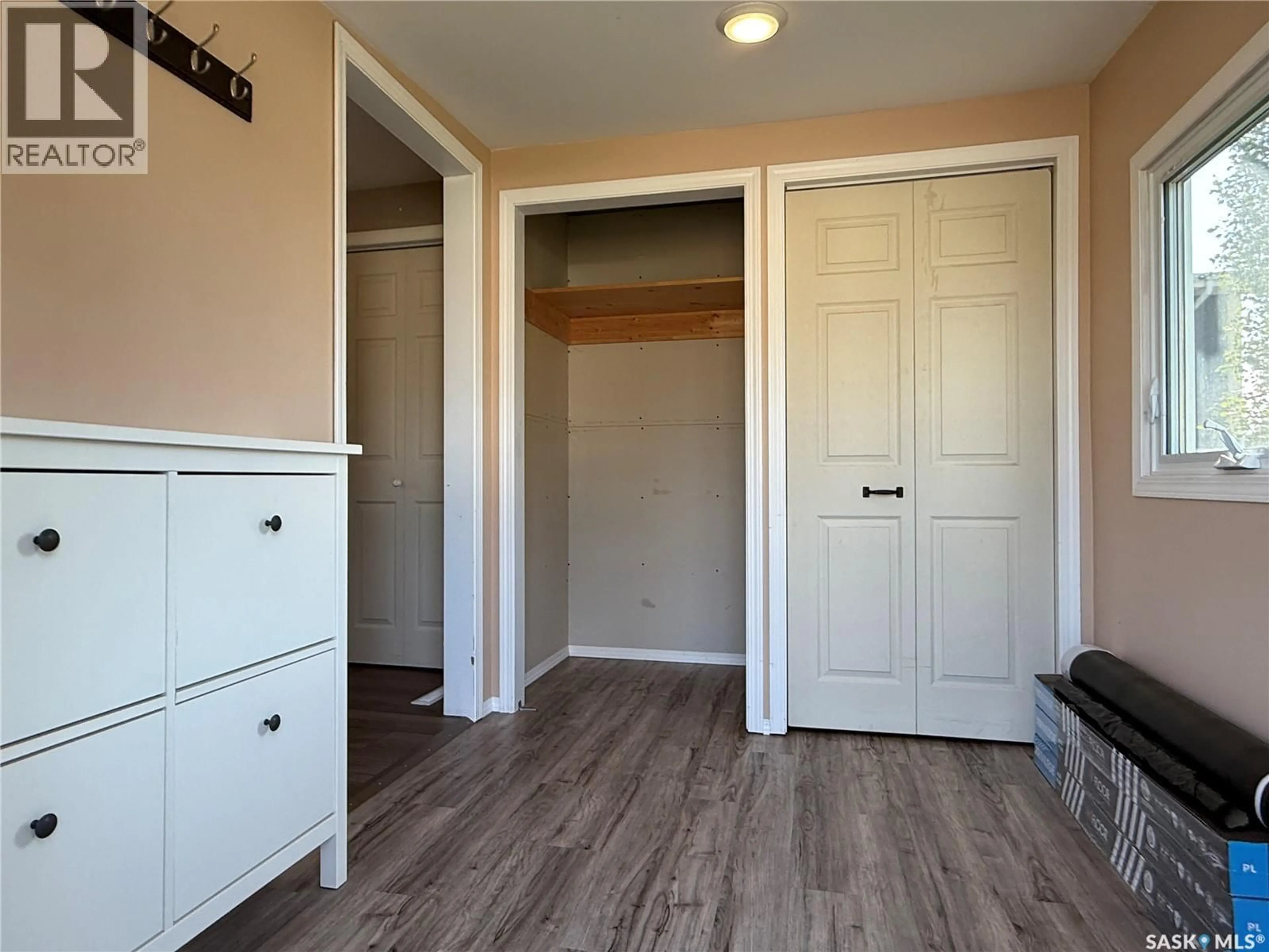 Indoor entryway for 702 4TH AVENUE, Melville Saskatchewan S0A2P0