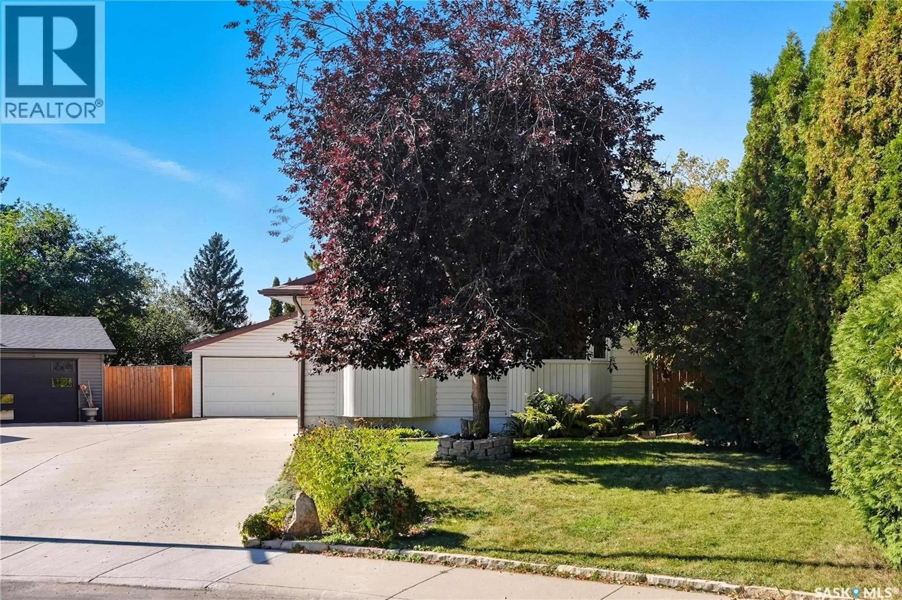 Unknown for 405 LLOYD CRESCENT, Saskatoon Saskatchewan S7L5B6