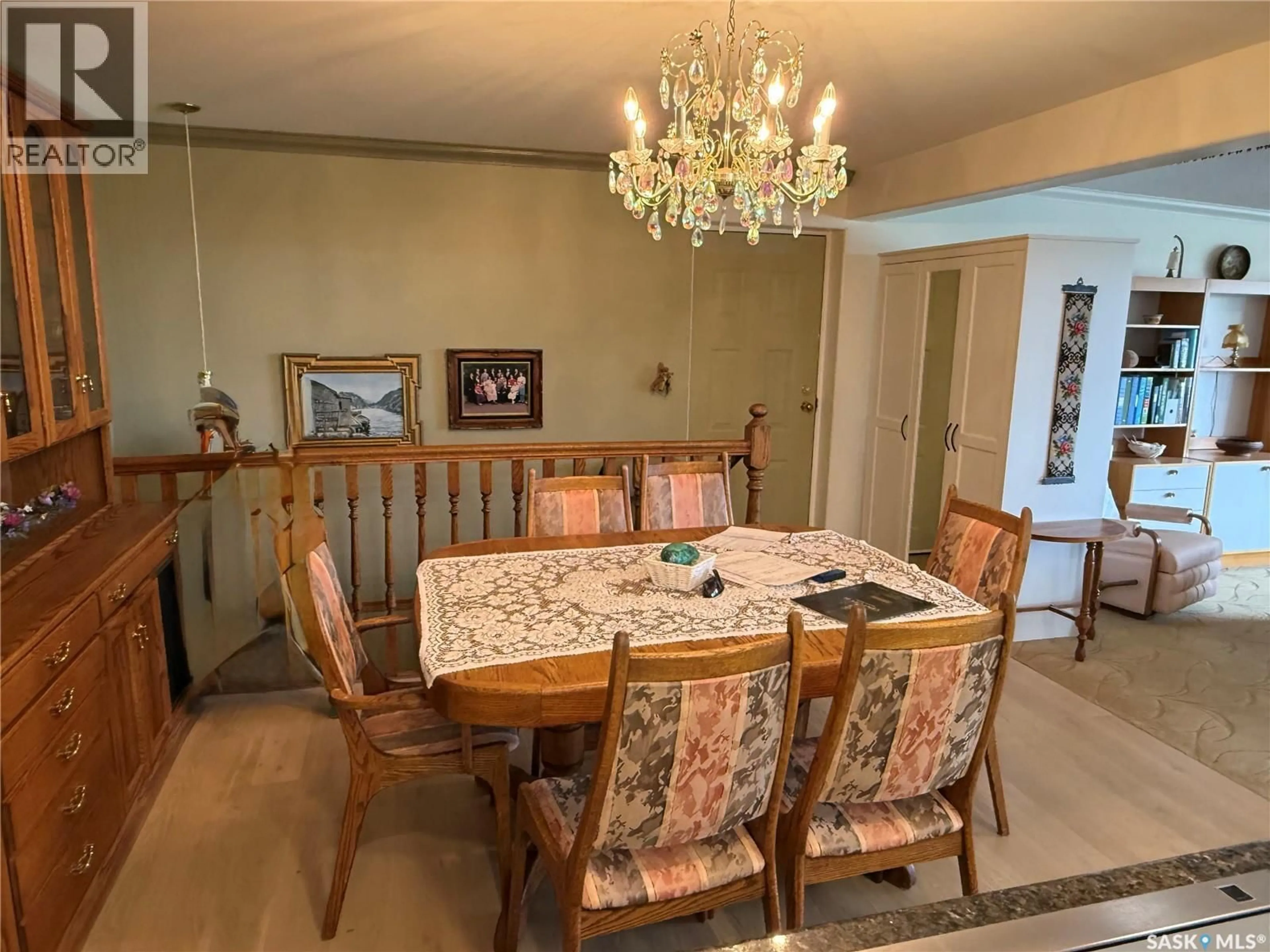Dining room, unknown for 8 275 ALPINE CRESCENT, Swift Current Saskatchewan S9H4T5