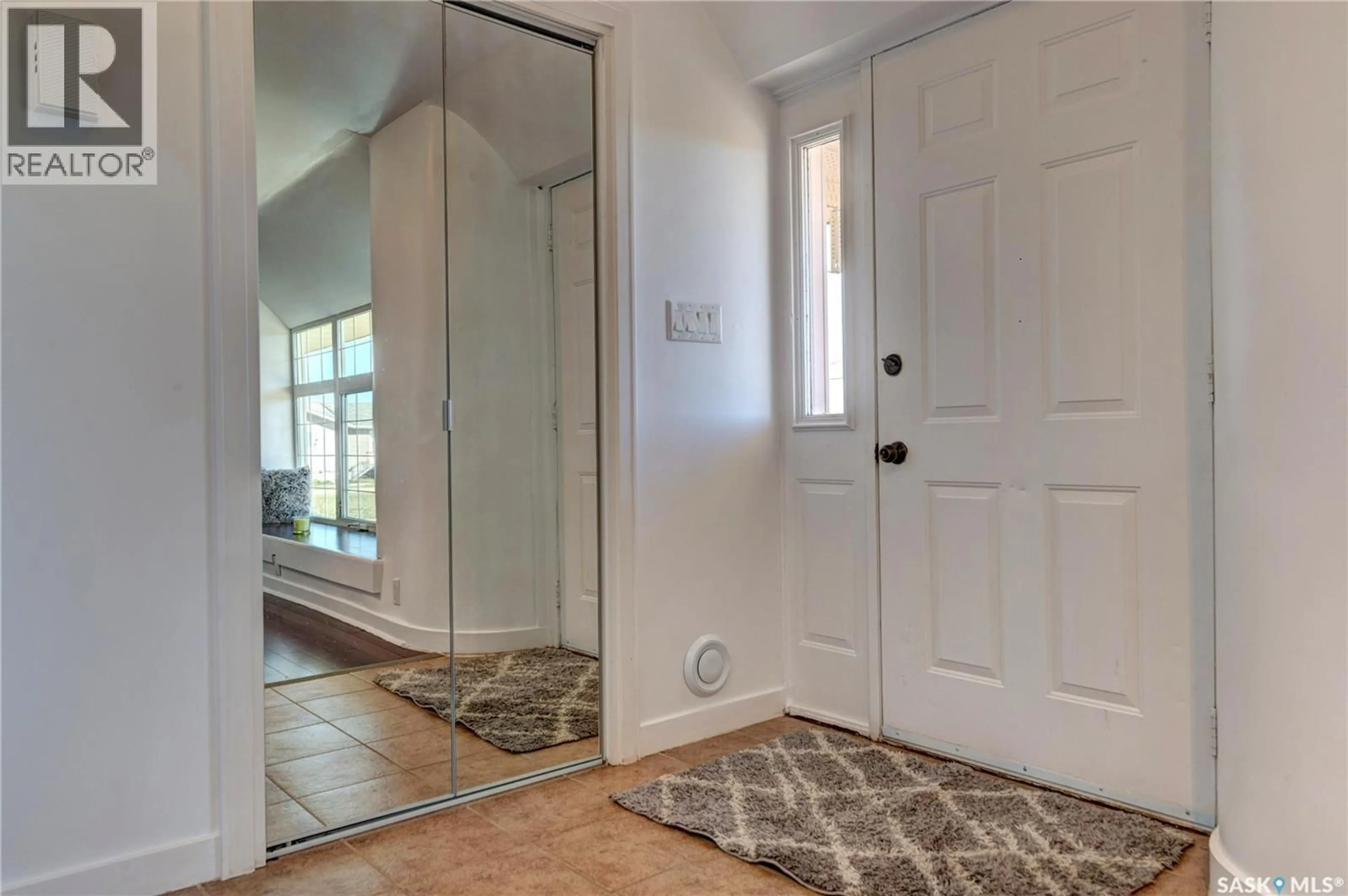 Indoor entryway for 126 GEORGE STREET, Drinkwater Saskatchewan S0H1G0