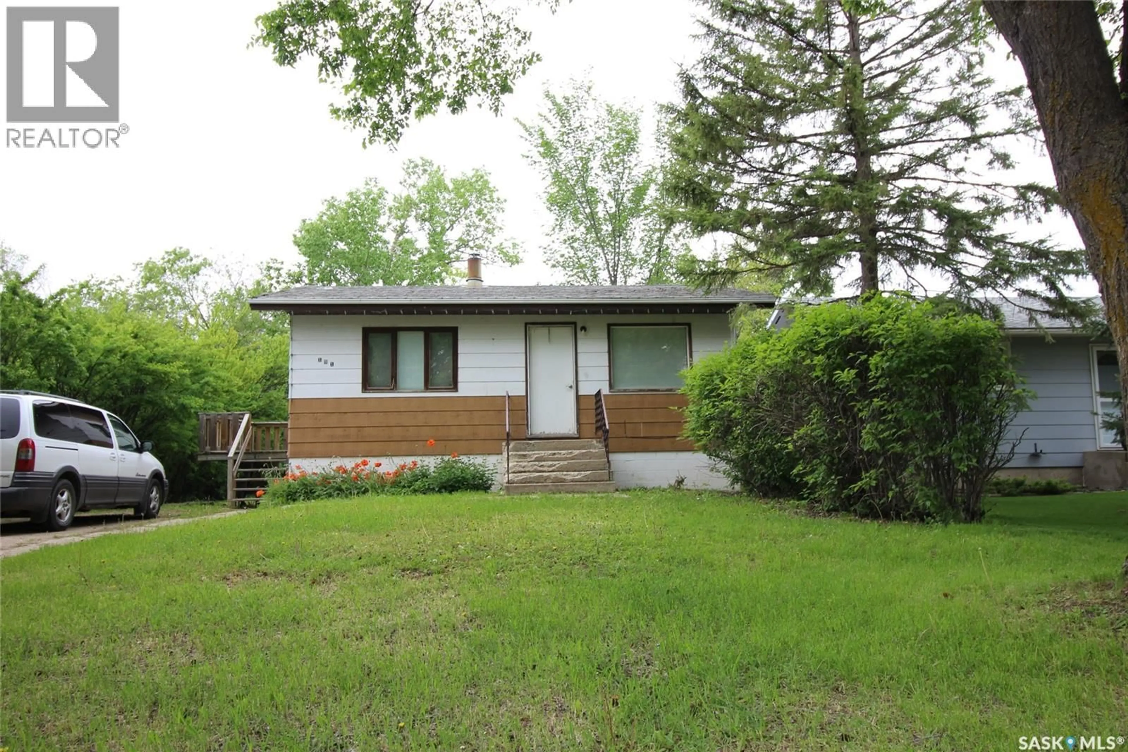 Unknown for 191 5TH STREET, Shaunavon Saskatchewan S0N2M0
