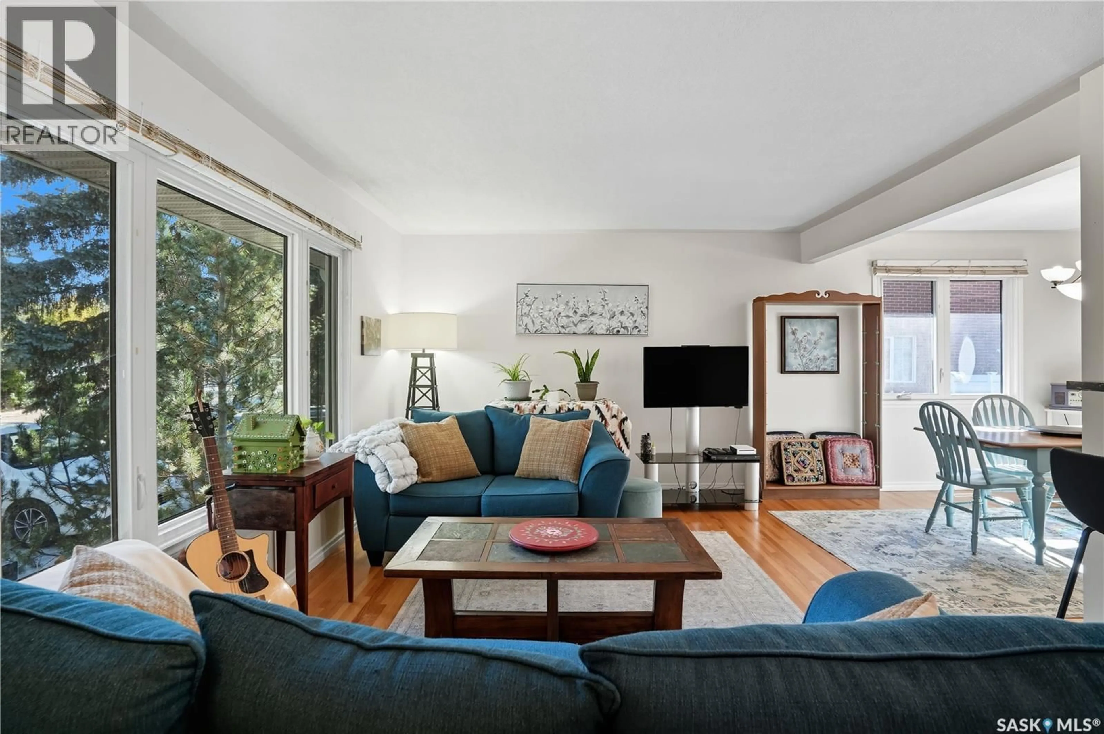 Living room with furniture, unknown for 114 PATTERSON DRIVE, Regina Saskatchewan S4S3W9