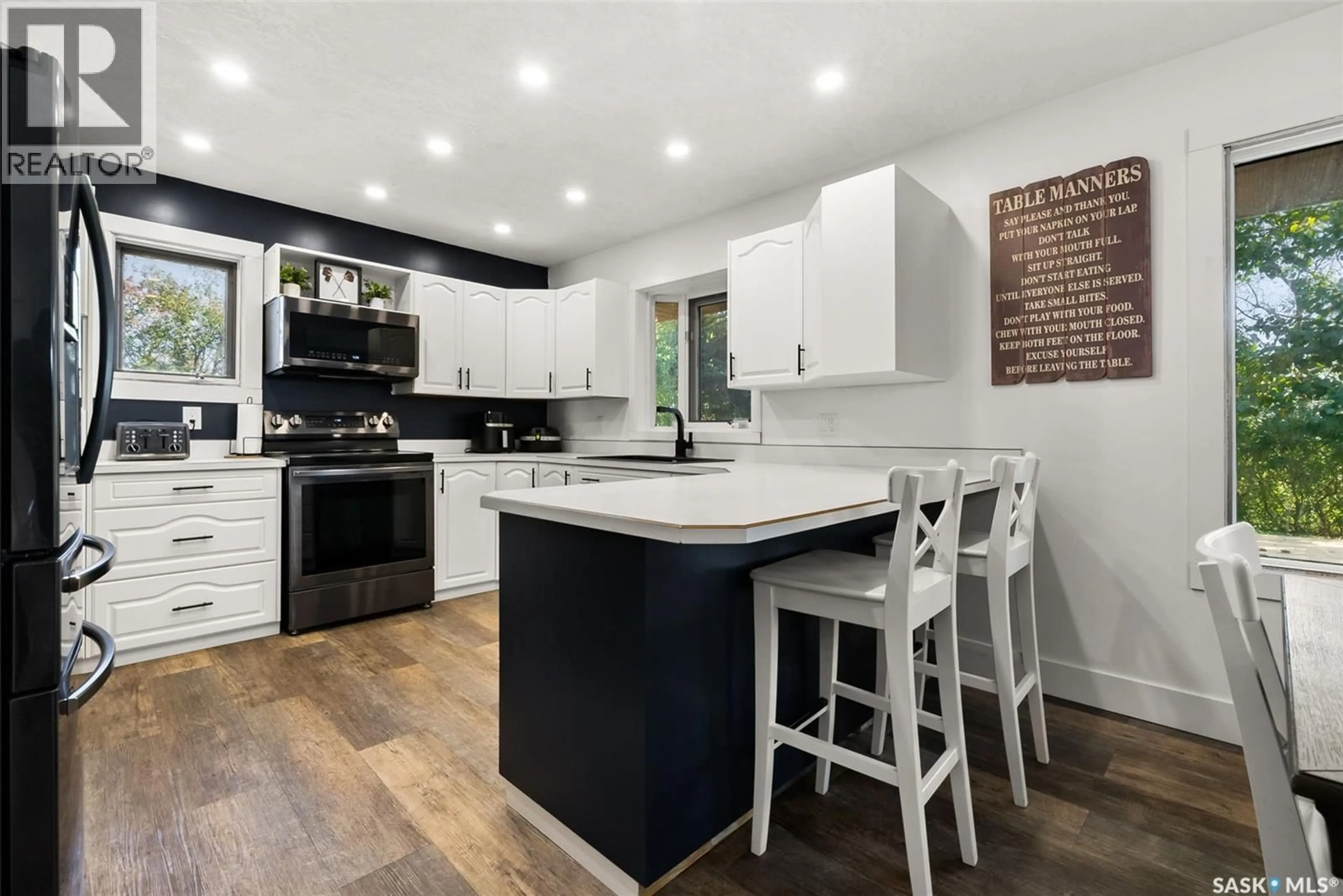 Open concept kitchen, unknown for JOHANNSEN ACREAGE, Bratt's Lake Rm No. 129 Saskatchewan S0G5E0