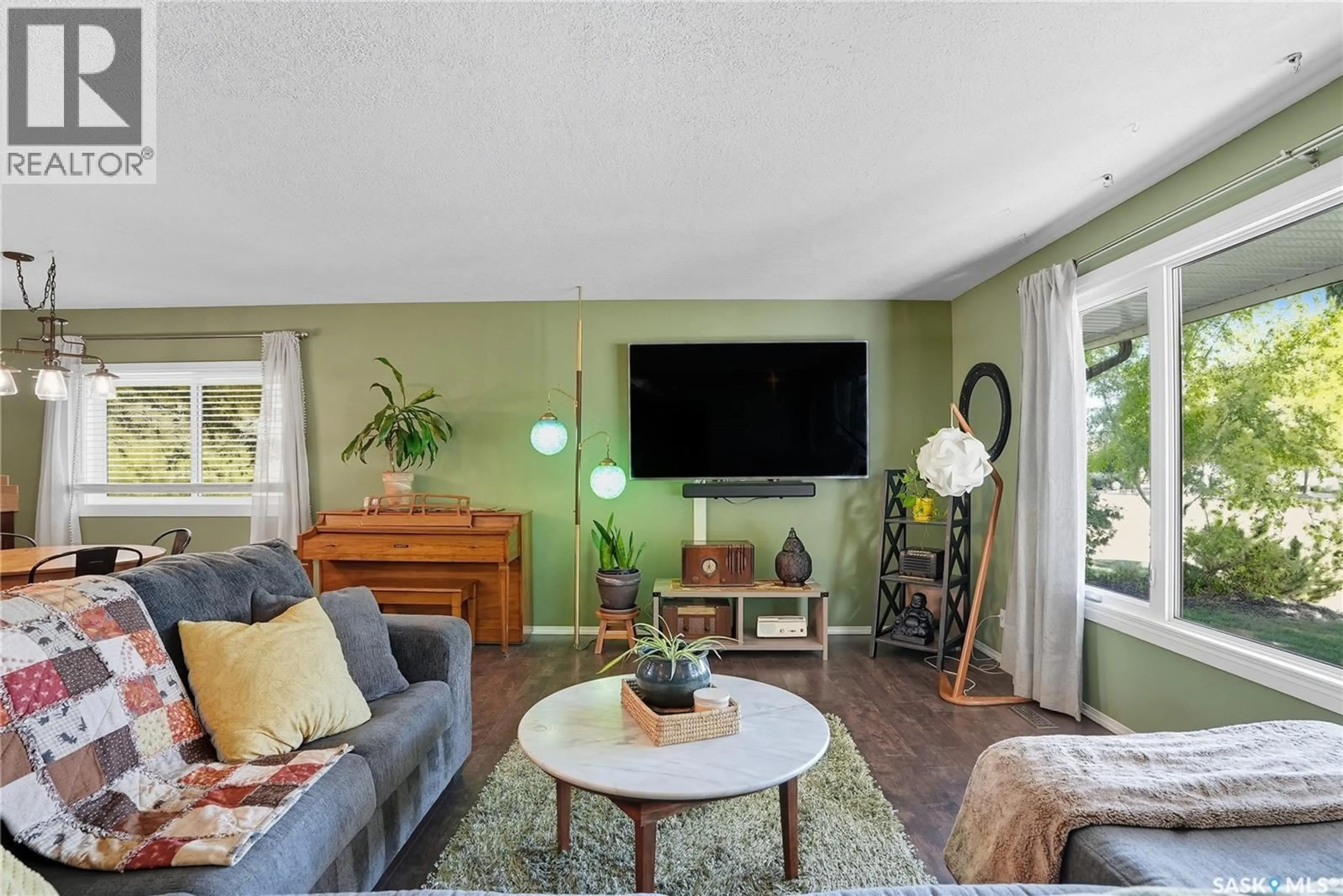 Living room with furniture, unknown for 603 ROSS AVENUE, Dalmeny Saskatchewan S0K1E0
