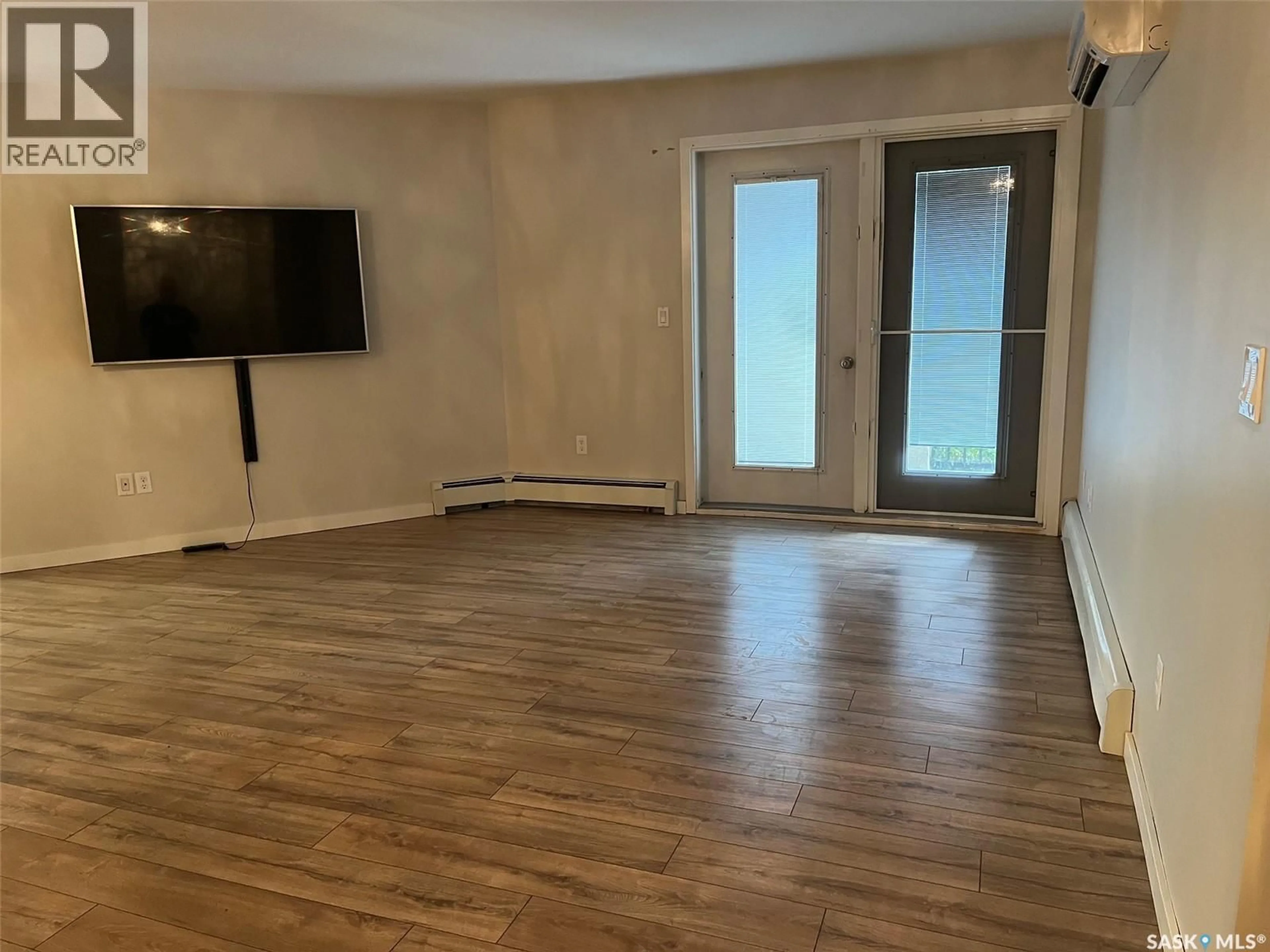 A pic of a room for 117 - 1610 DAKOTA DRIVE, Regina Saskatchewan S4Z0A5