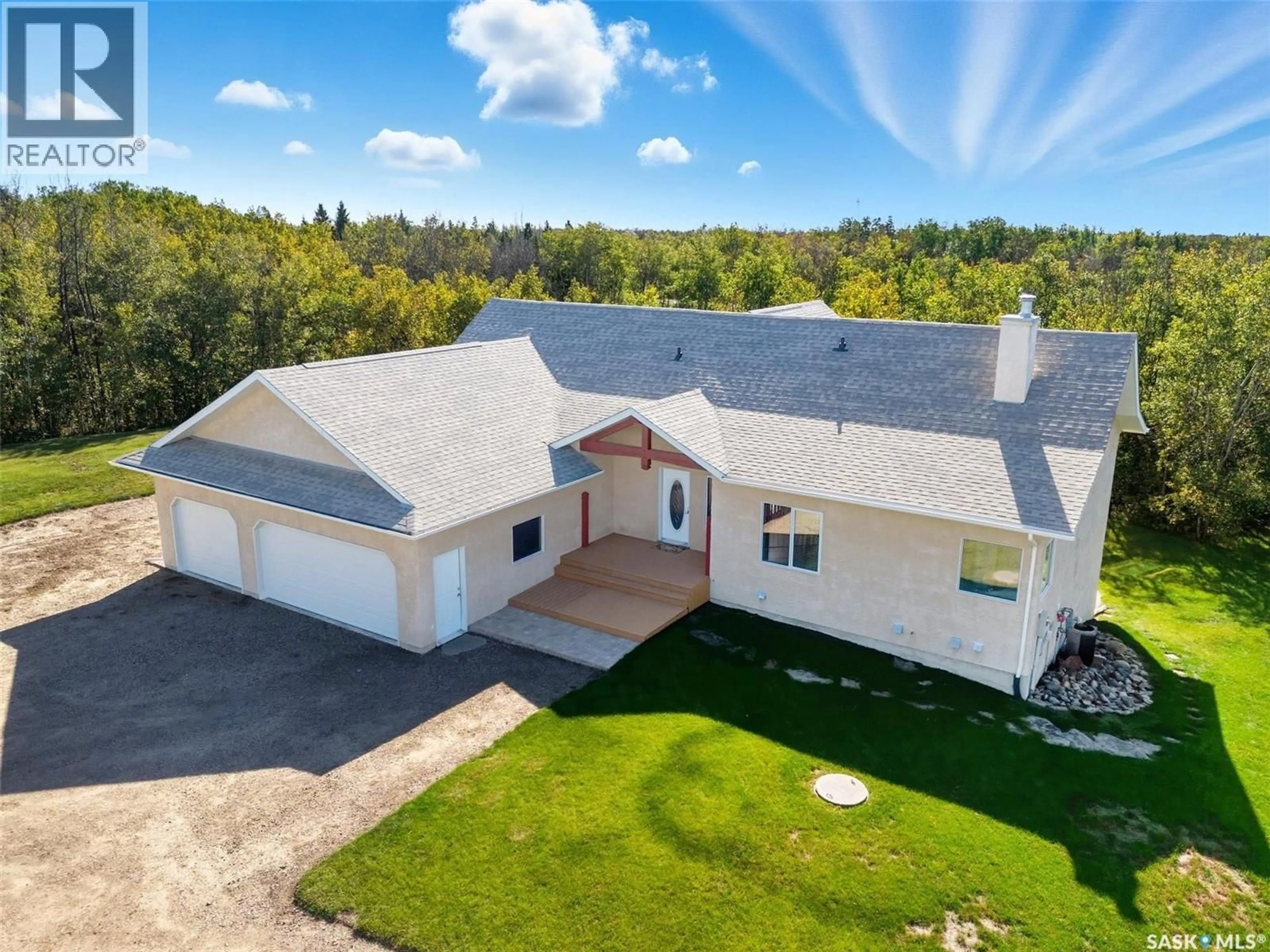 A pic from outside/outdoor area/front of a property/back of a property/a pic from drone, unknown for 25 DISCOVERY ROAD, Corman Park Rm No. 344 Saskatchewan S7K3J9