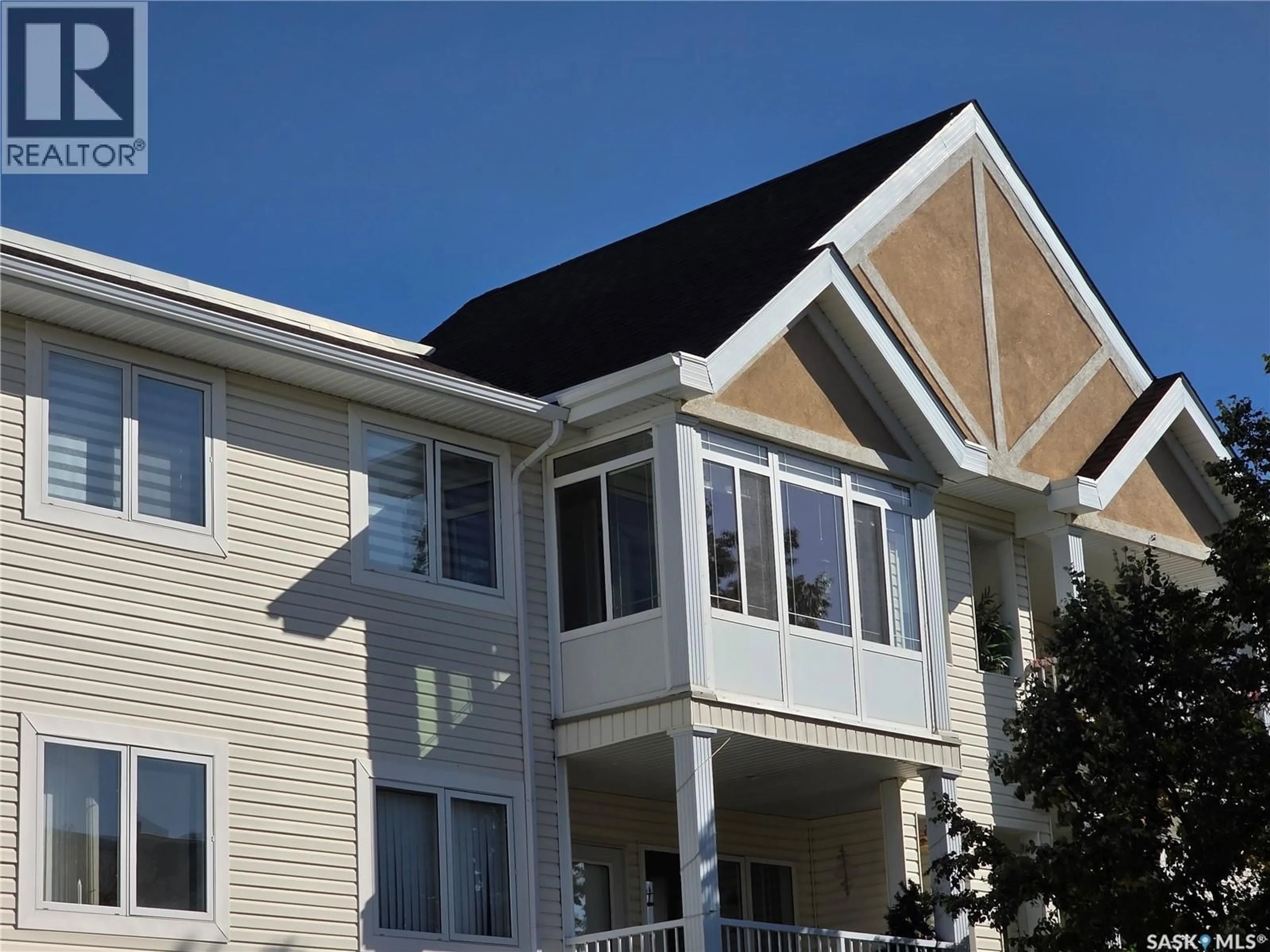 Home with vinyl exterior material, unknown for 307 230 LISTER KAYE CRESCENT, Swift Current Saskatchewan S9H0A2