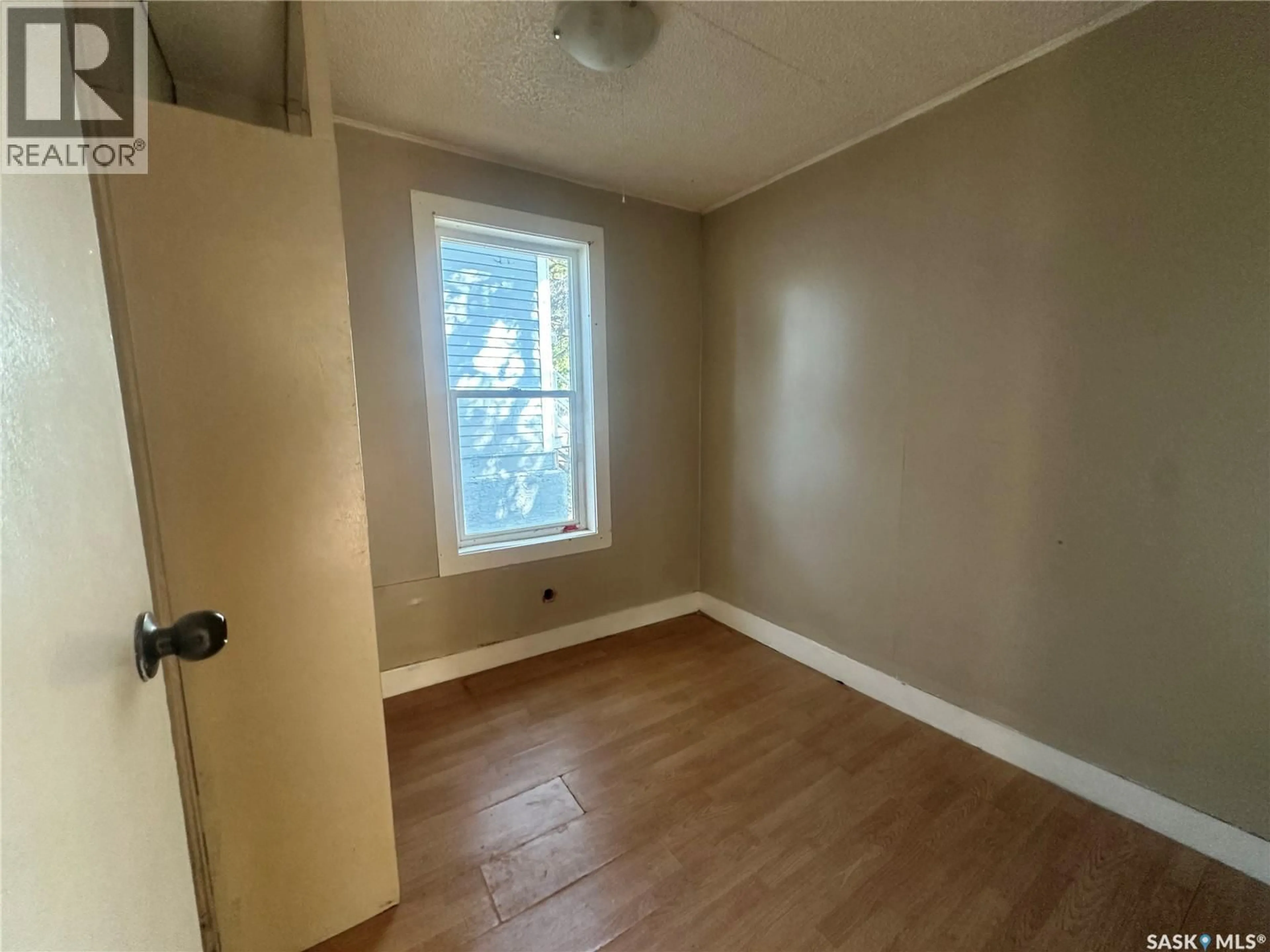 A pic of a room for 730 CAMERON STREET, Regina Saskatchewan S4T3V9