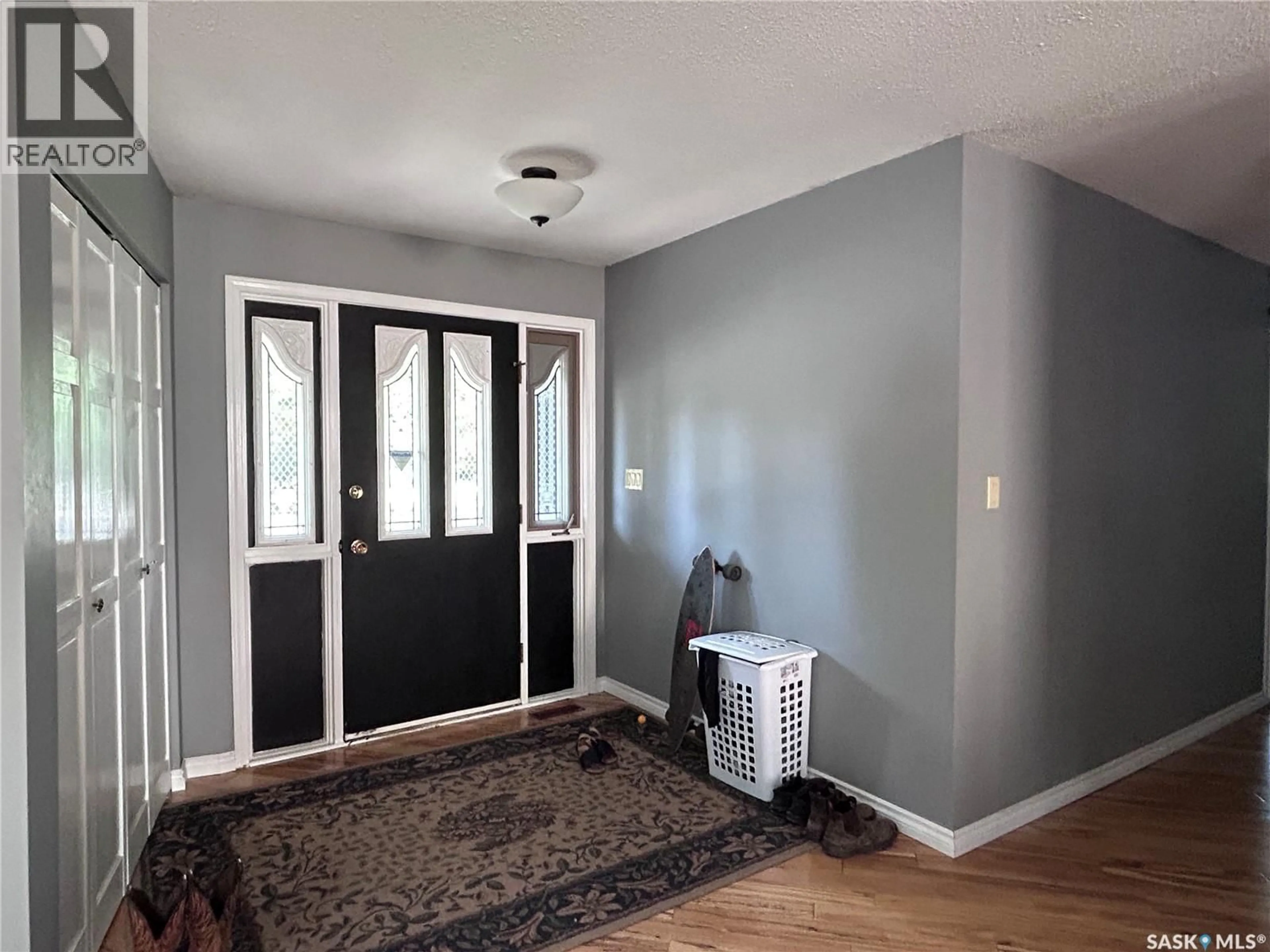 Indoor entryway for 2550 CARDINAL CRESCENT, North Battleford Saskatchewan S9A3W9
