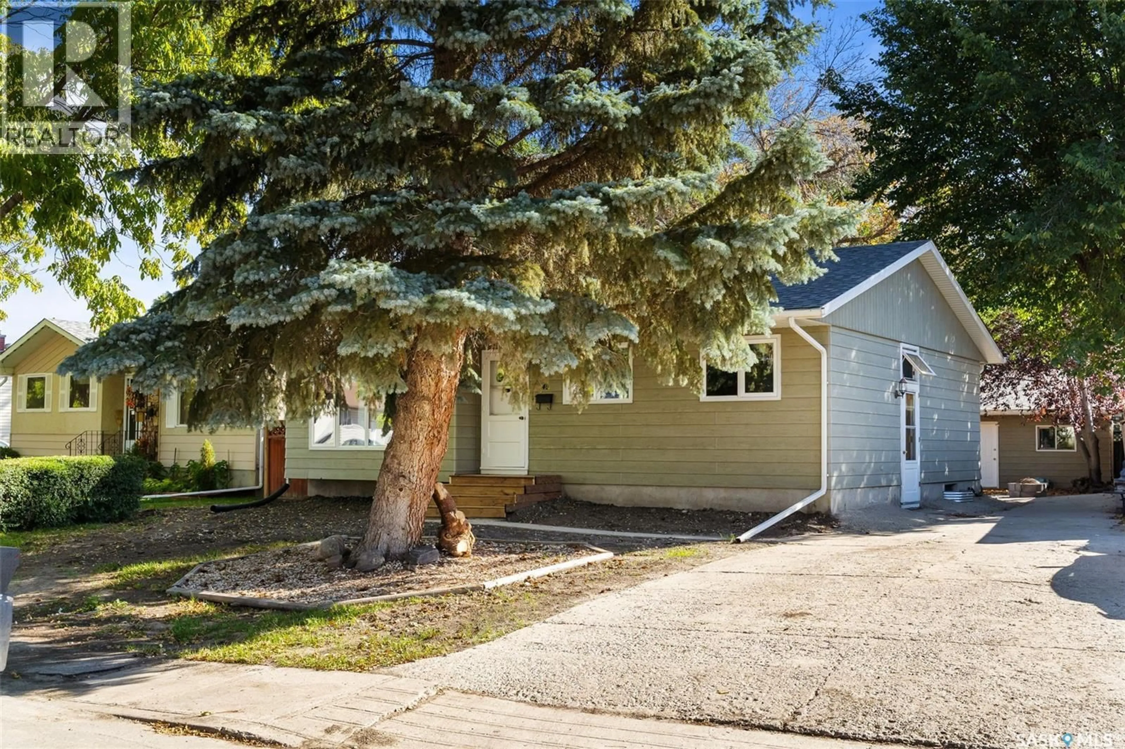 Unknown for 49 MCCORMICK CRESCENT, Regina Saskatchewan S4T6J9