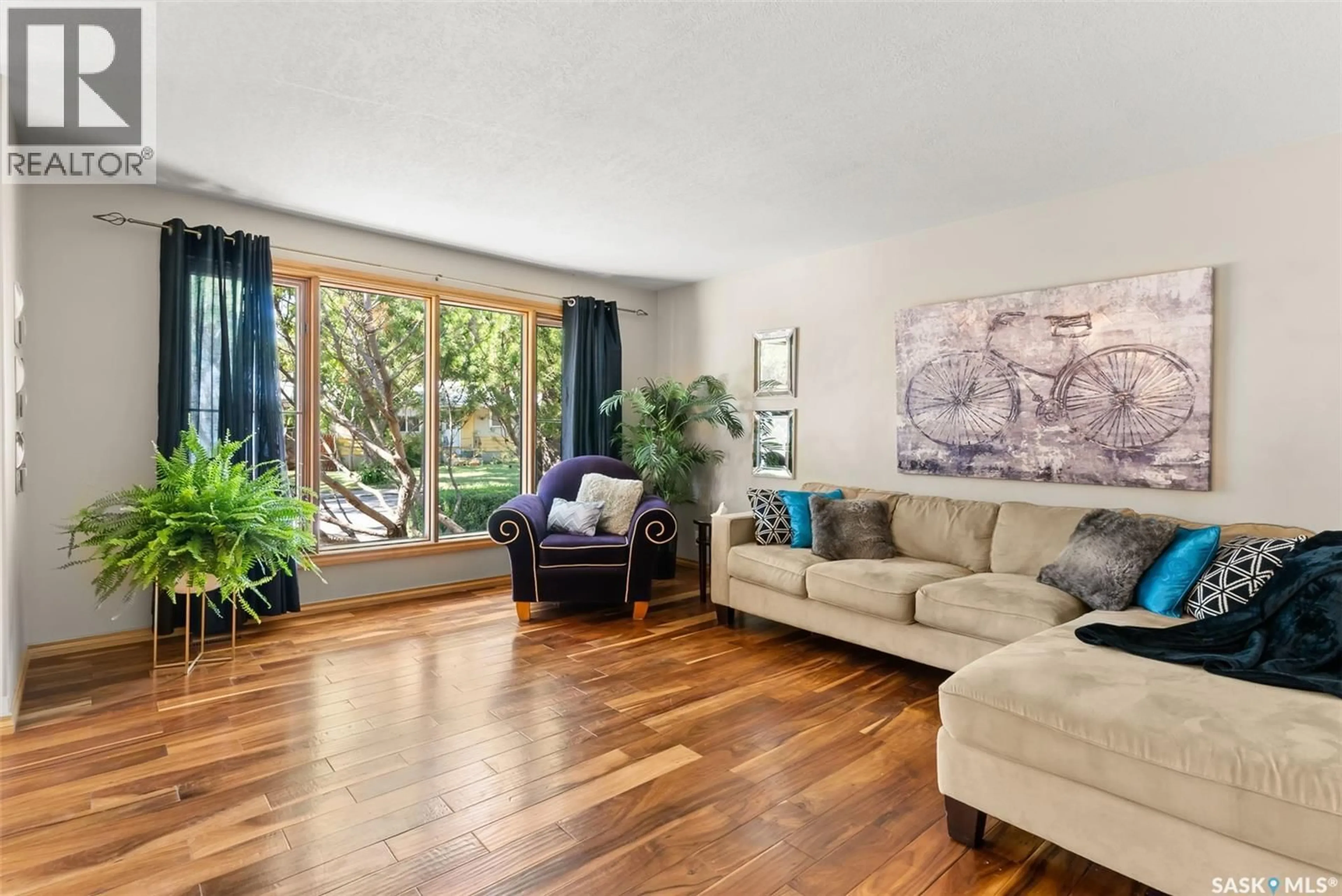 Living room with furniture, unknown for 49 MCCORMICK CRESCENT, Regina Saskatchewan S4T6J9