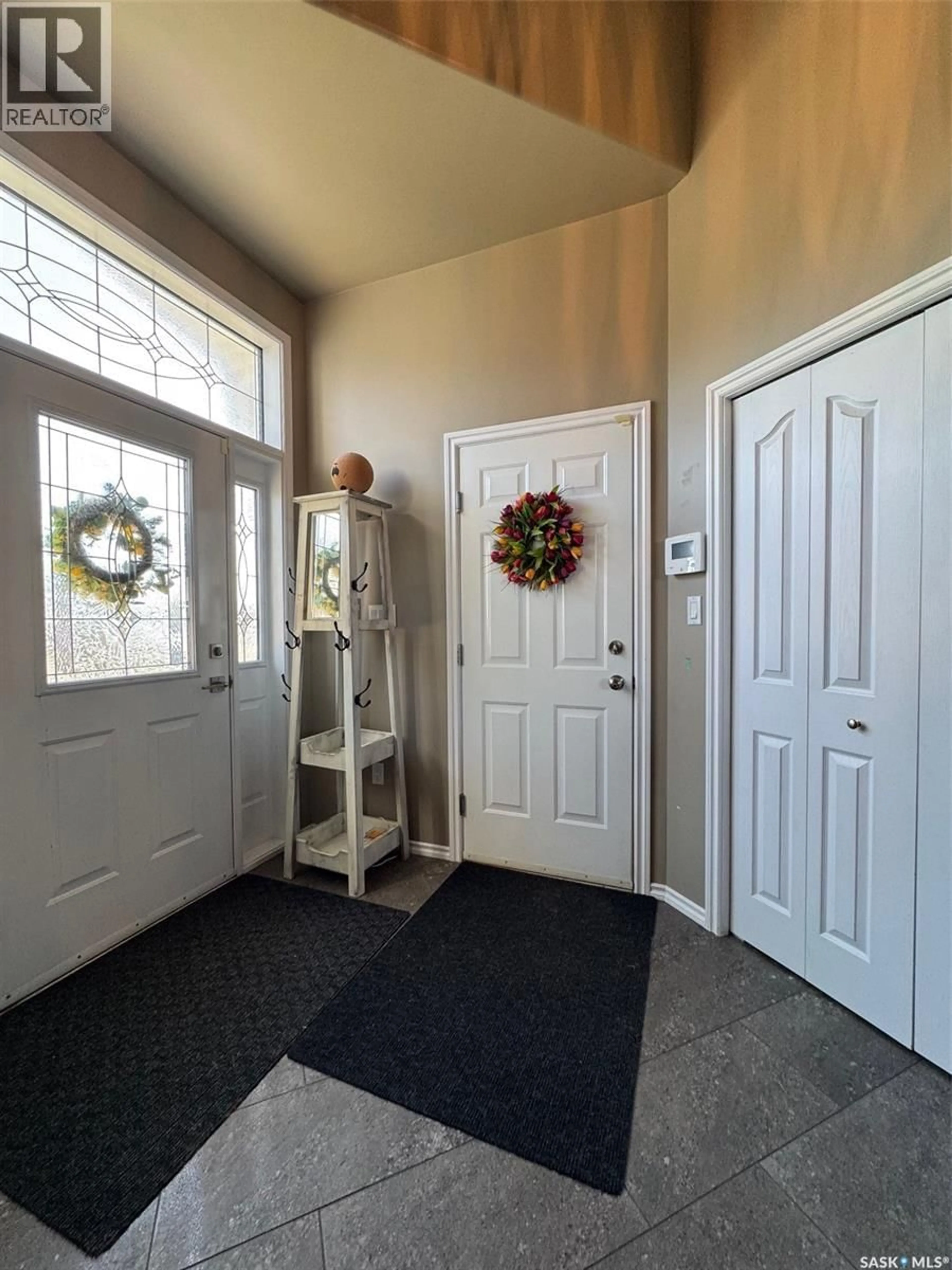 Indoor entryway for 175 JANET PLACE, Battleford Saskatchewan S0M0E0