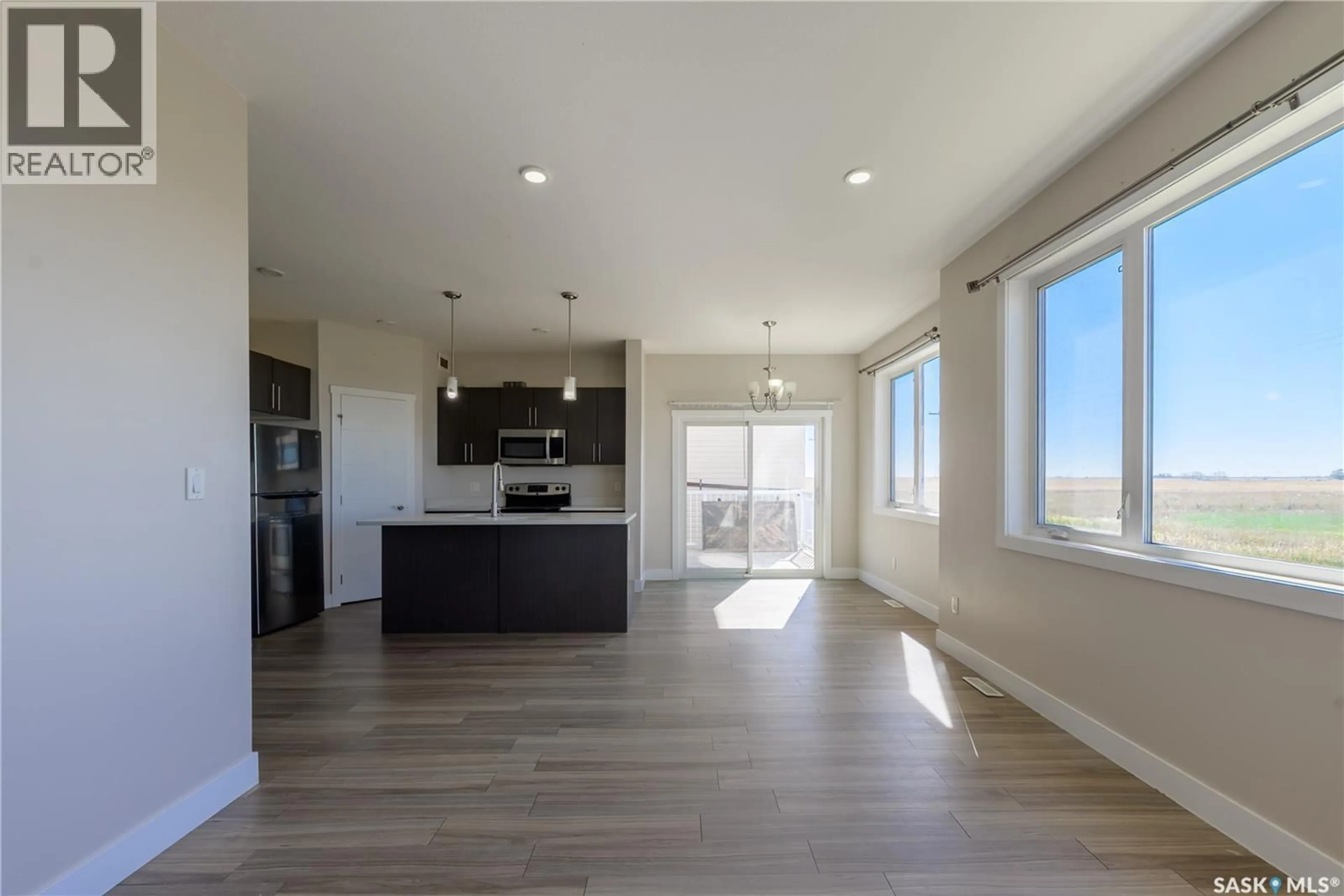 Open concept kitchen, unknown for 5707 GLIDE CRESCENT, Regina Saskatchewan S4W0P2