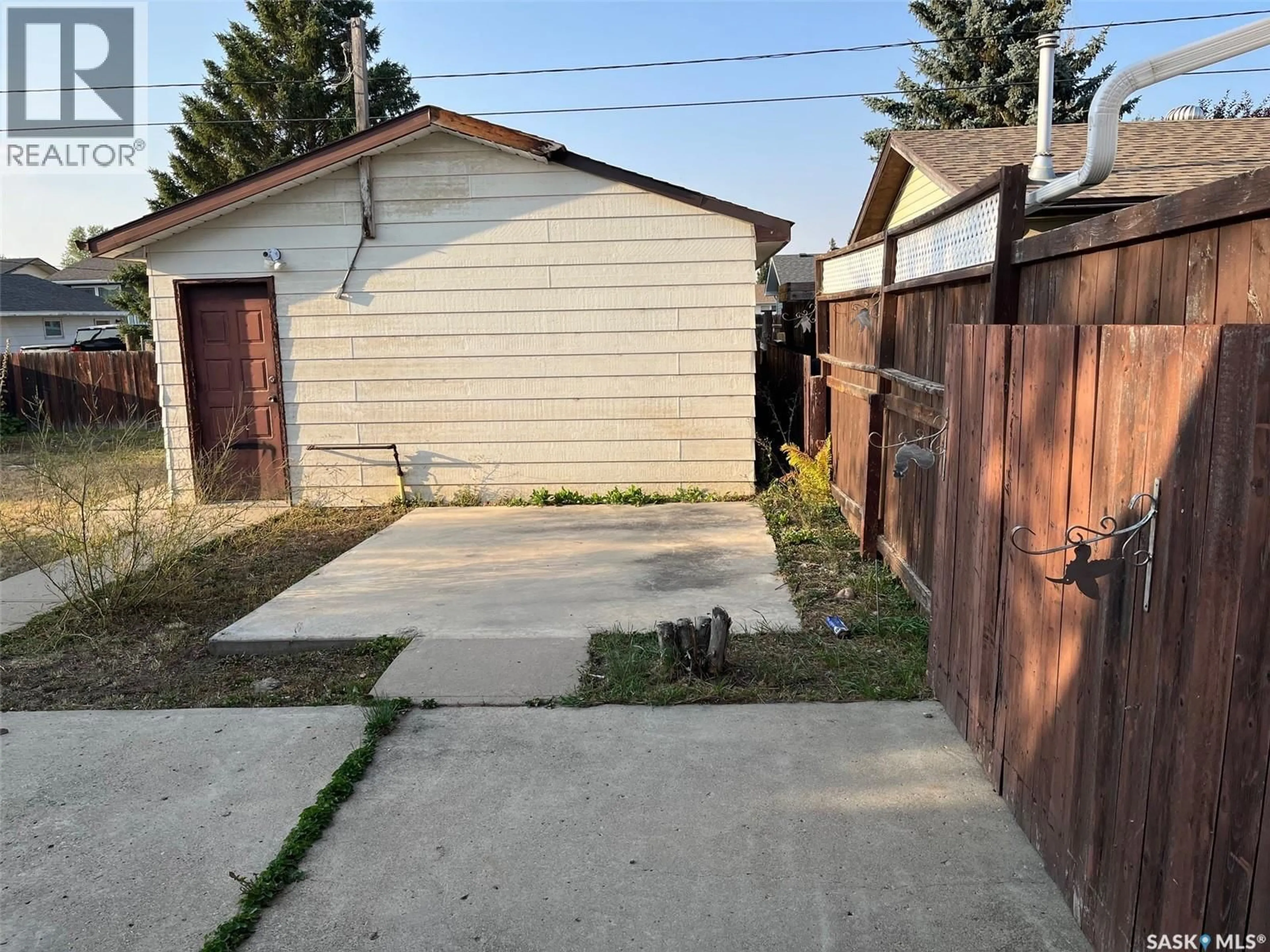 Unknown for 1530 GLENDALE STREET, Moose Jaw Saskatchewan S6H7A1
