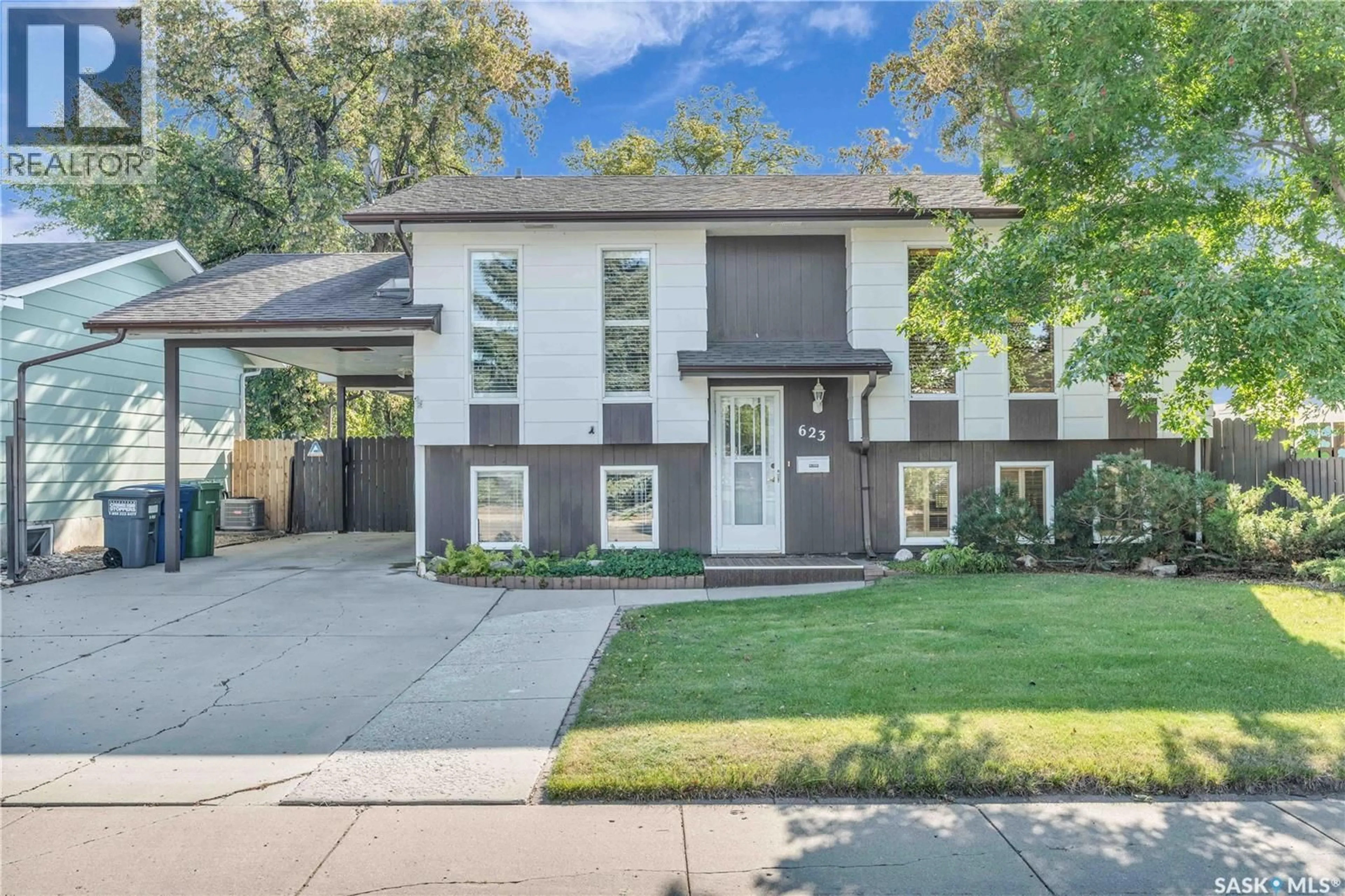 Home with brick exterior material, street for 623 PRIEL CRESCENT, Saskatoon Saskatchewan S7M4K9