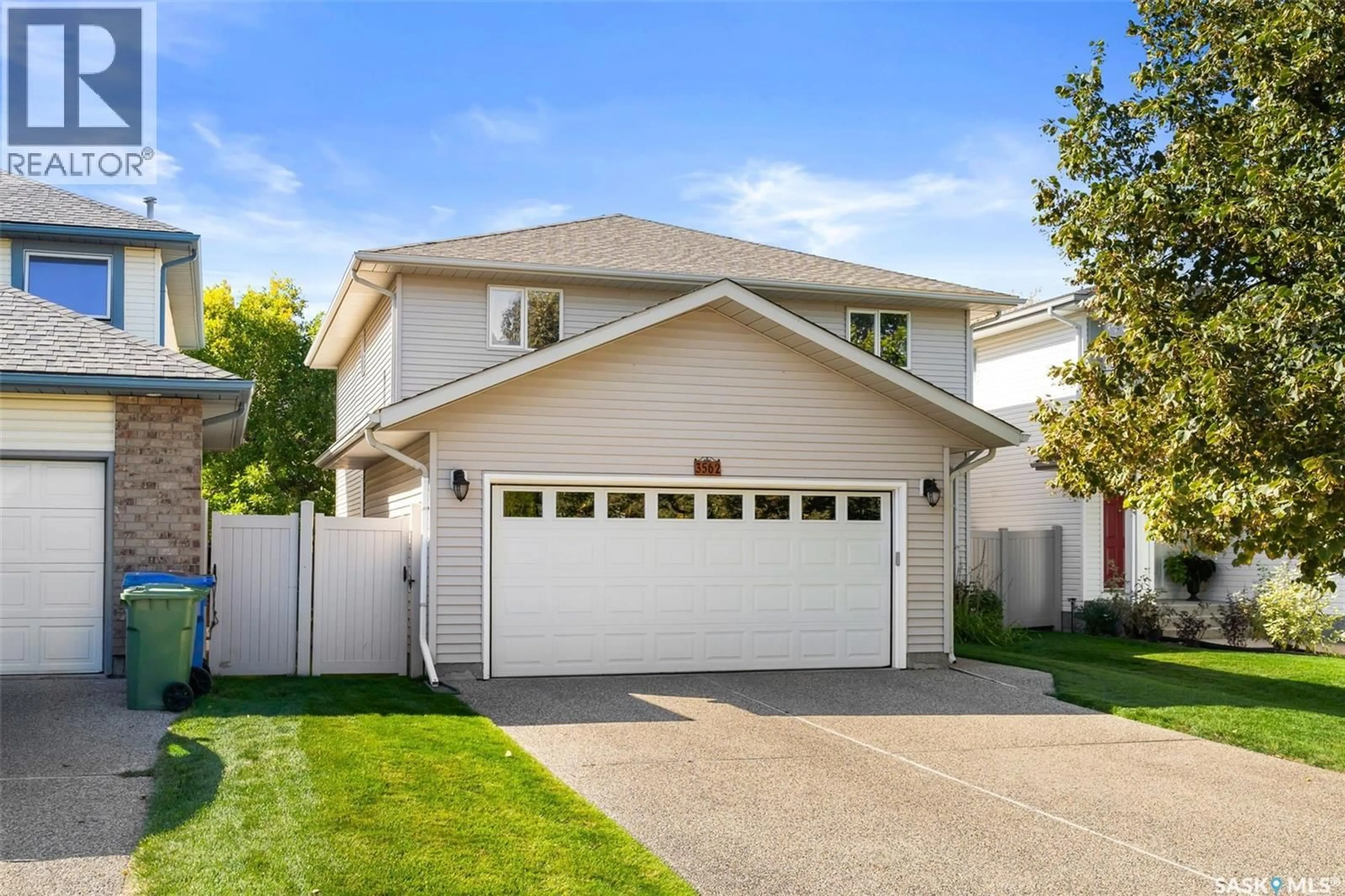 Home with vinyl exterior material, street for 3562 HAZEL GROVE, Regina Saskatchewan S4V2S7