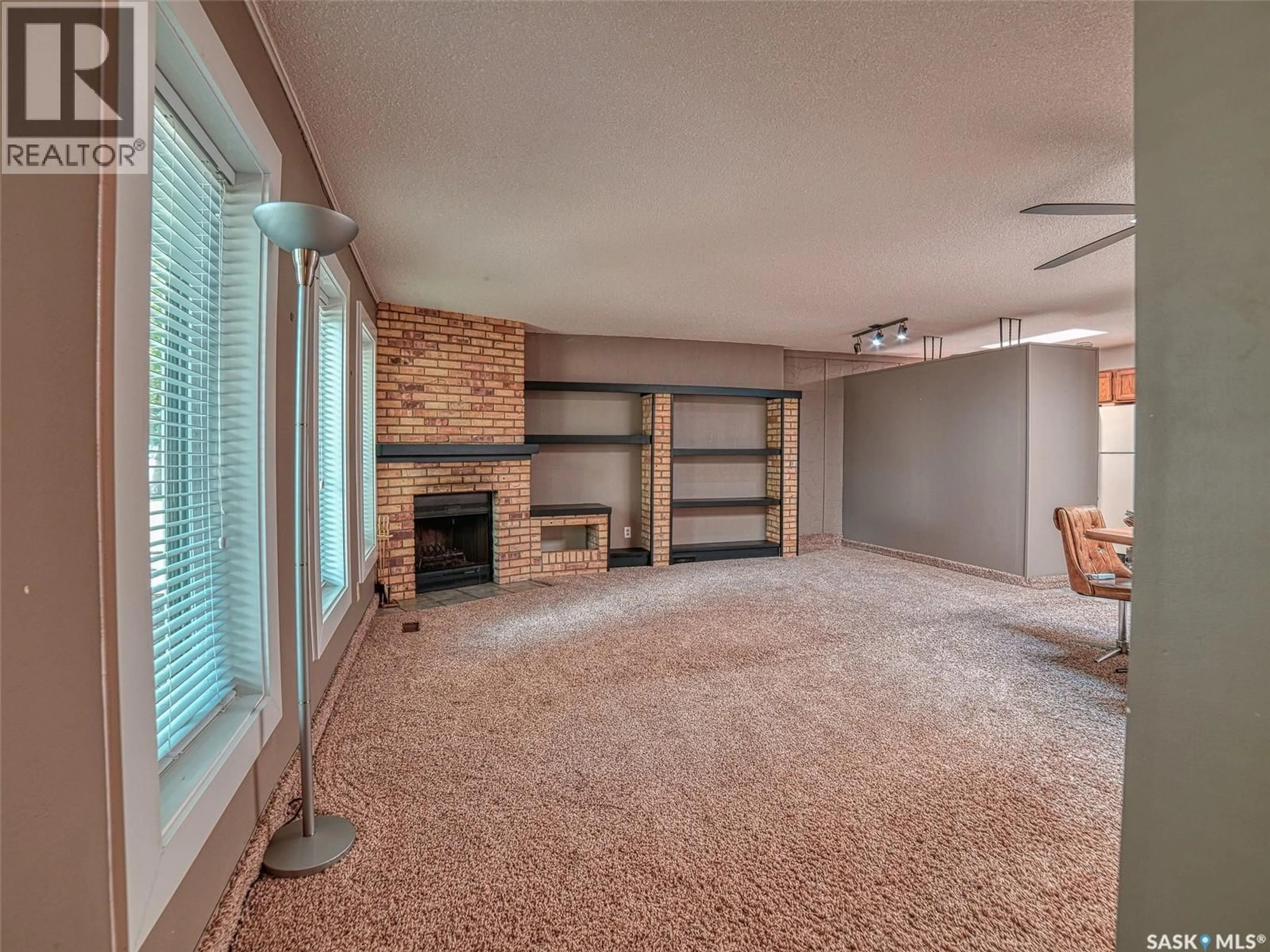 Unknown for 295 12TH AVENUE, Melville Saskatchewan S0A2P0