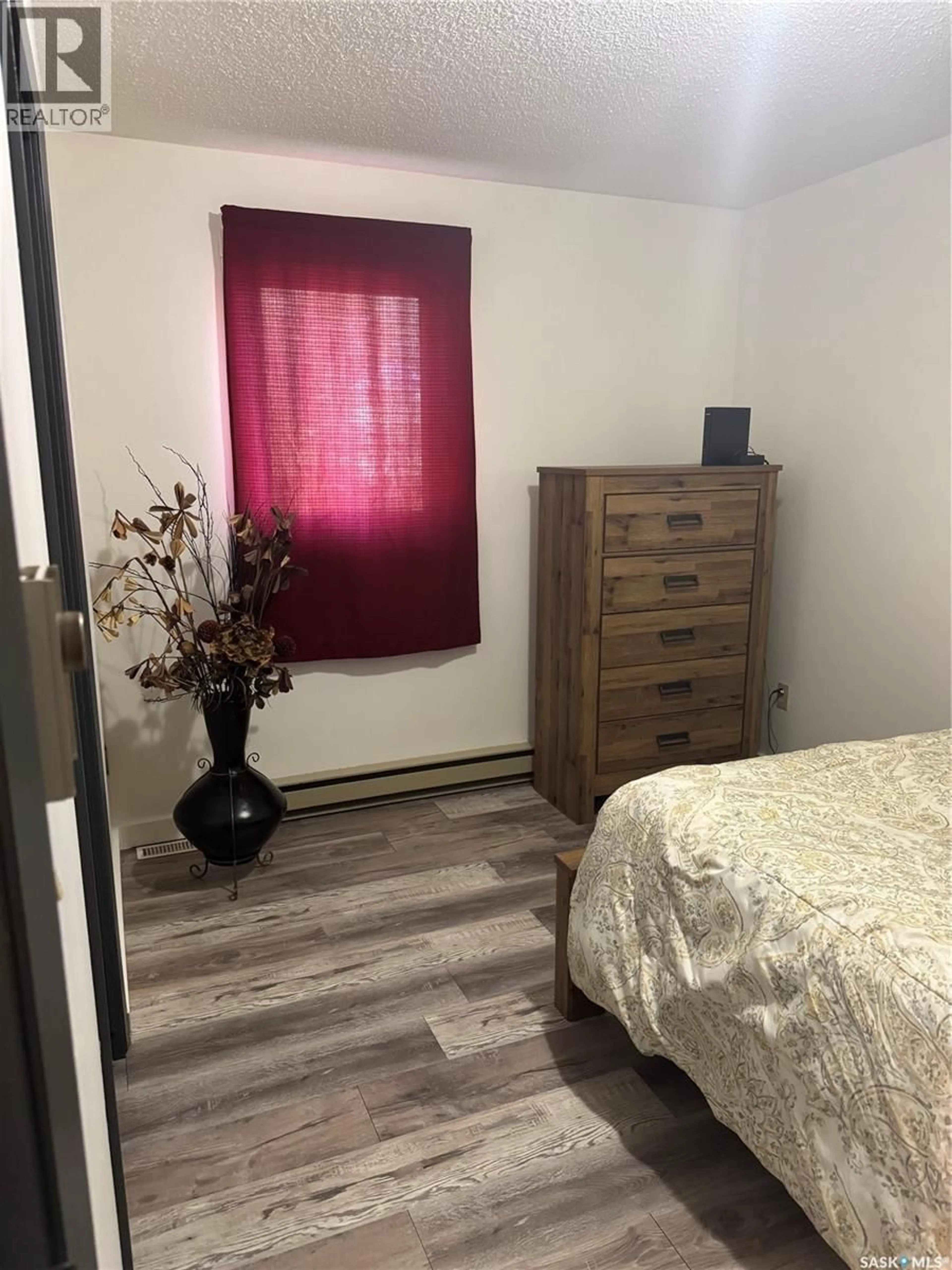 A pic of a room for 203 MACDONALD STREET, Stockholm Saskatchewan S0A3Y0