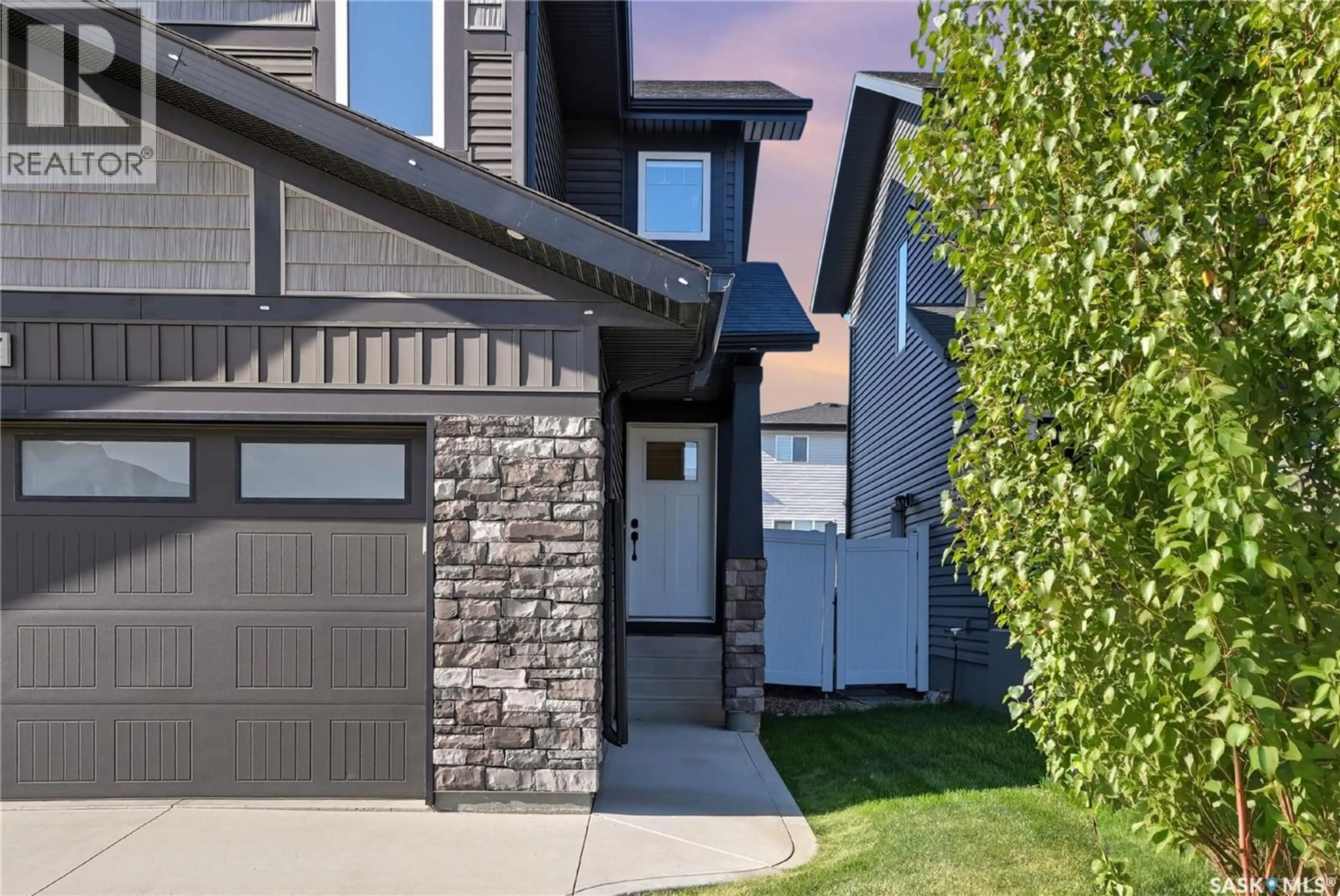 Unknown for 767 MCFAULL LANE, Saskatoon Saskatchewan S7V0S8