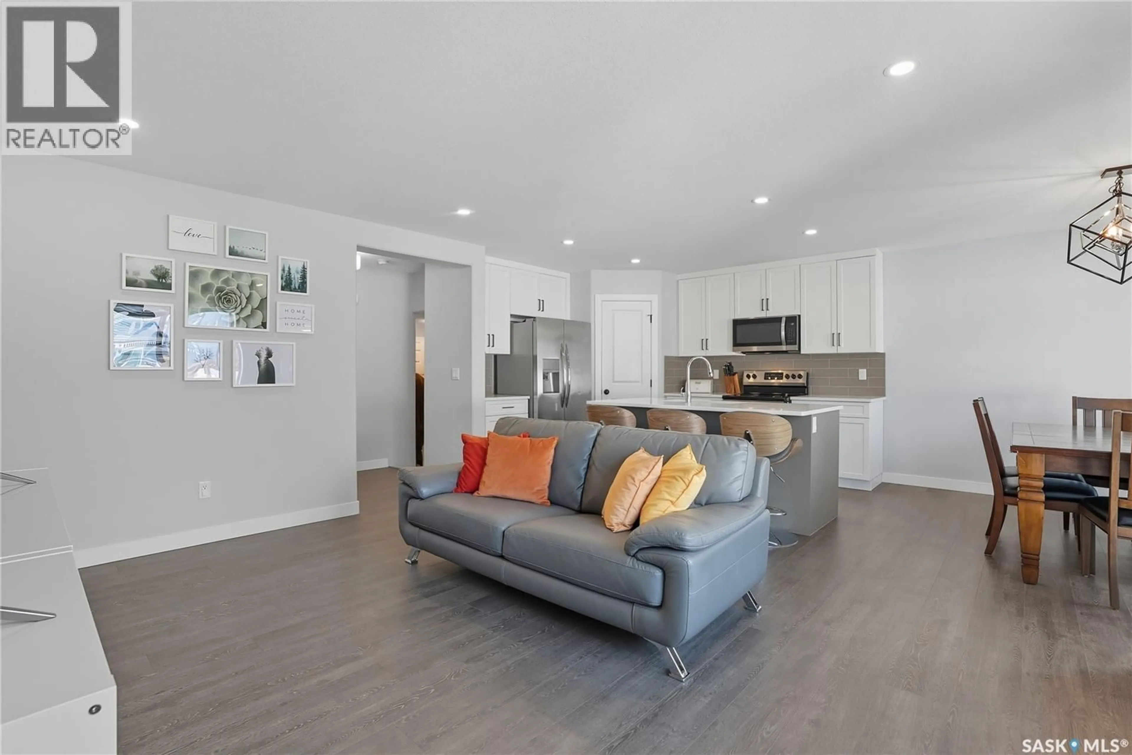 Open concept kitchen, unknown for 767 MCFAULL LANE, Saskatoon Saskatchewan S7V0S8