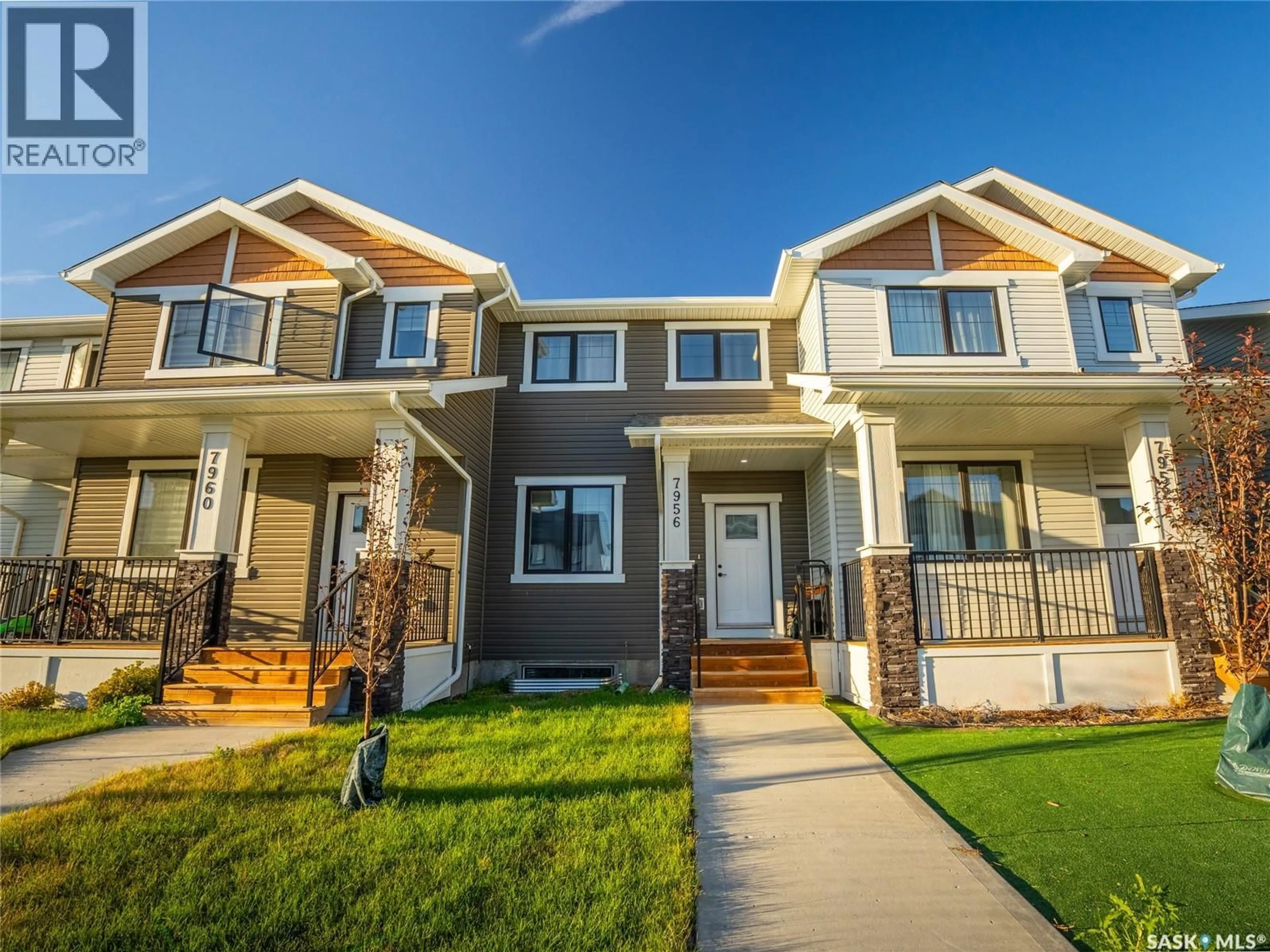 Home with vinyl exterior material, street for 7956 LENTIL AVENUE, Regina Saskatchewan S4Y0E9