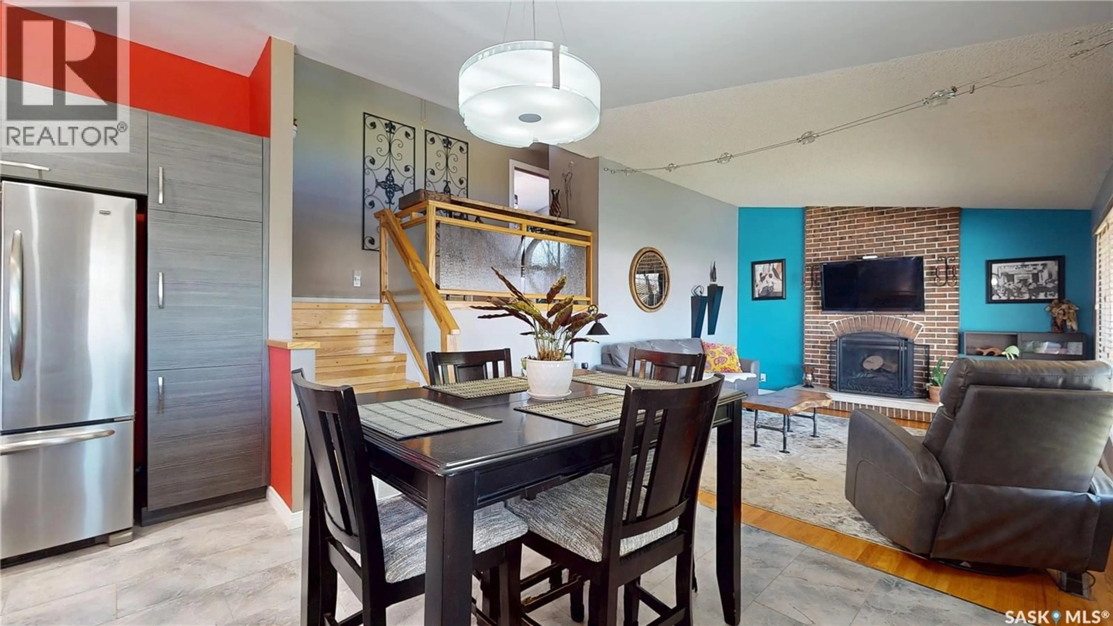 Dining room, unknown for 102 MCINNIS CRESCENT, Regina Saskatchewan S4R3E8