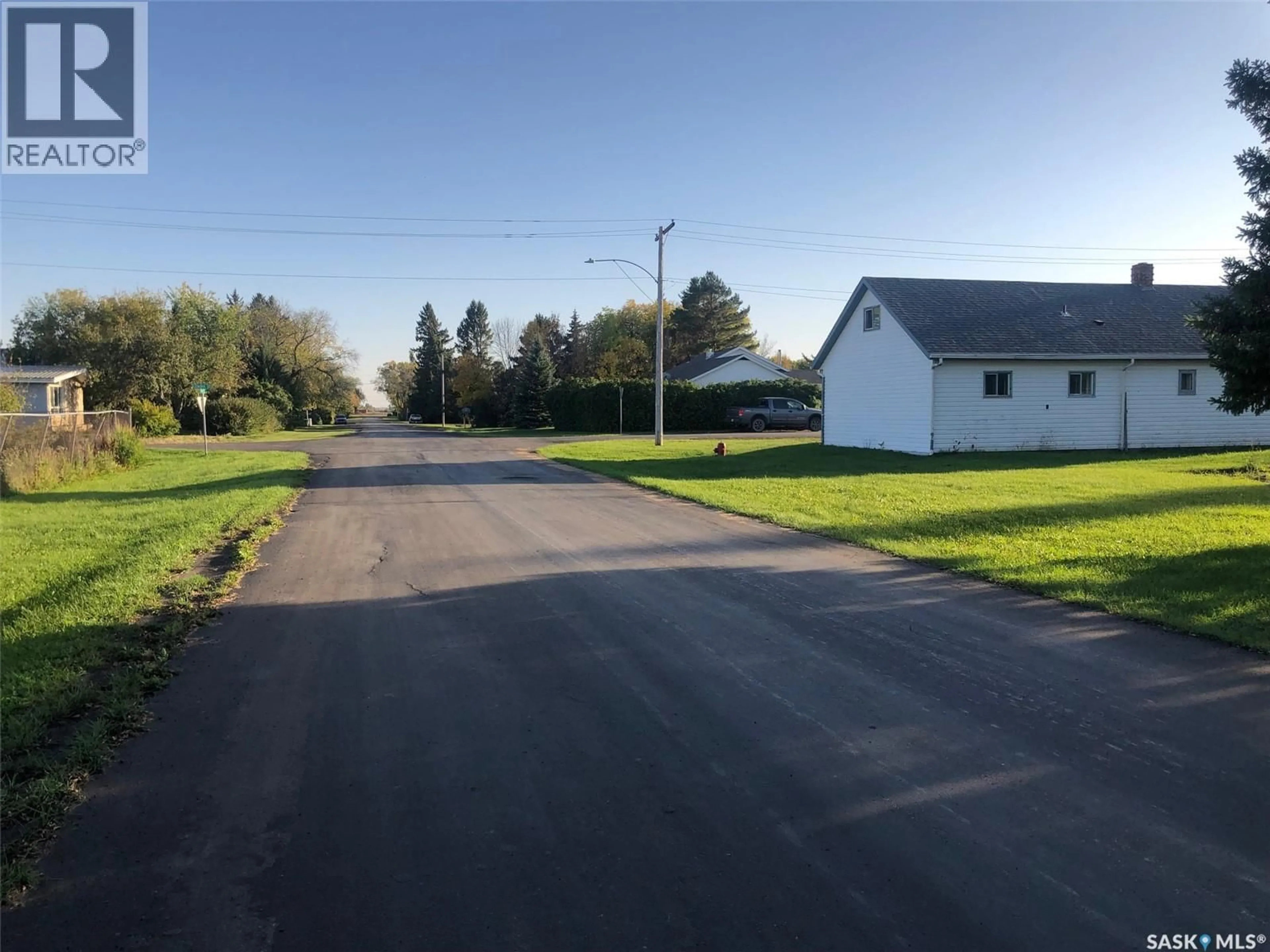 A pic from outside/outdoor area/front of a property/back of a property/a pic from drone, street for 608 2ND AVENUE, Buchanan Saskatchewan S0A0J0